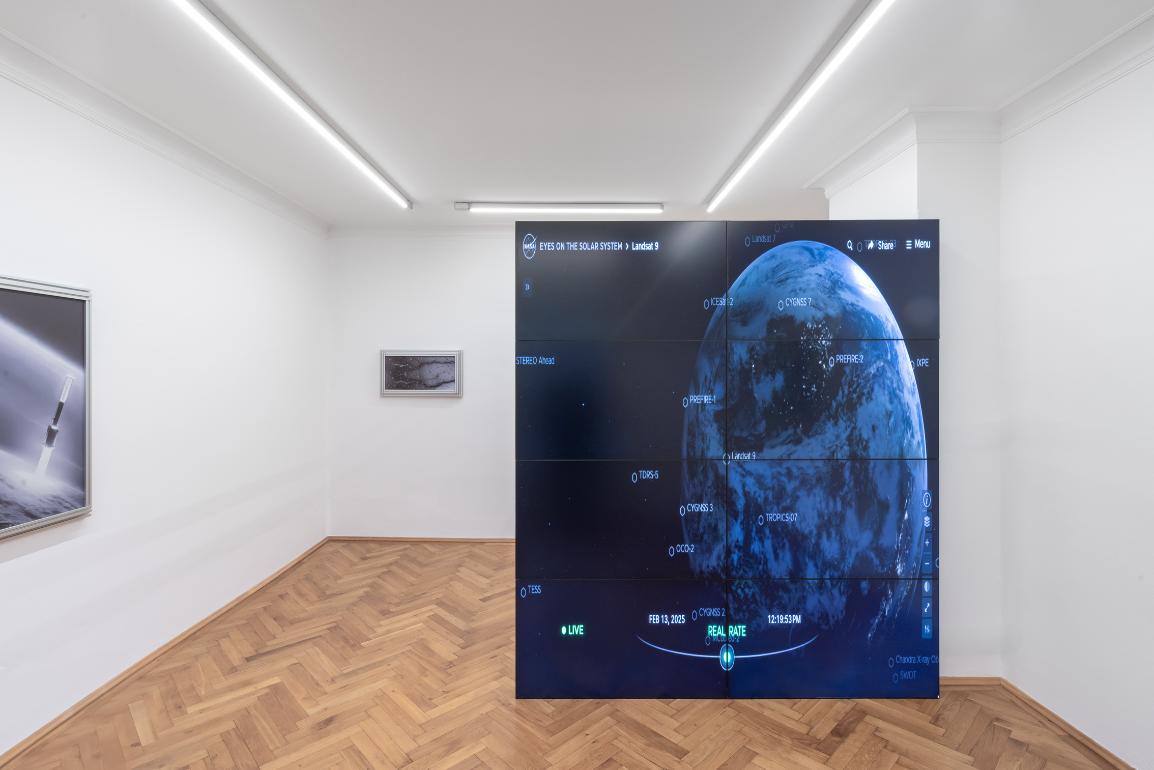 Installation view, "Warm Silver Skies", Tatjana Vall @park, 2025, Britta Rettberg Munich.