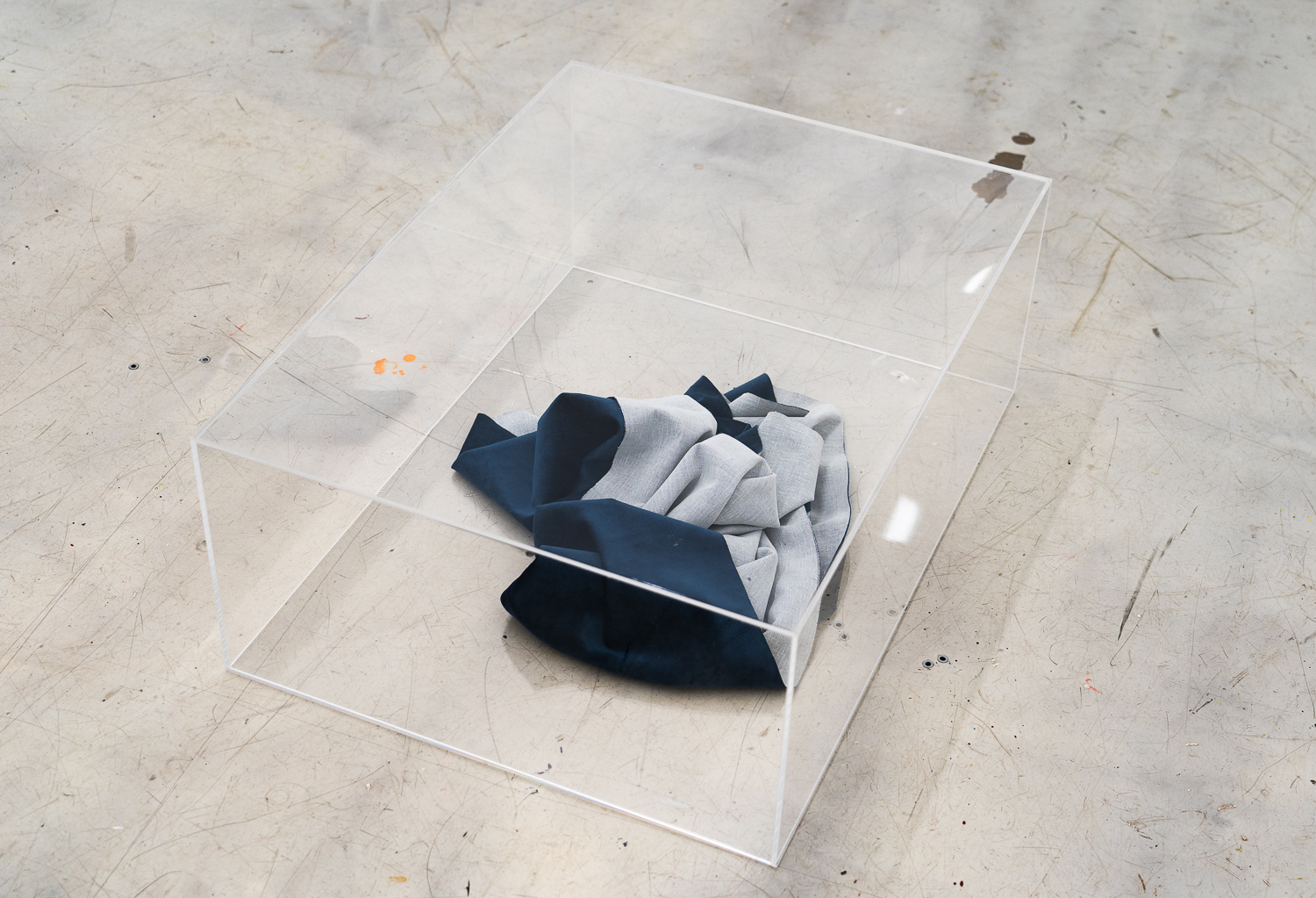 Paris van der Thunder, Lena Lieselotte Schuster, Reclining Sculptures, 2023