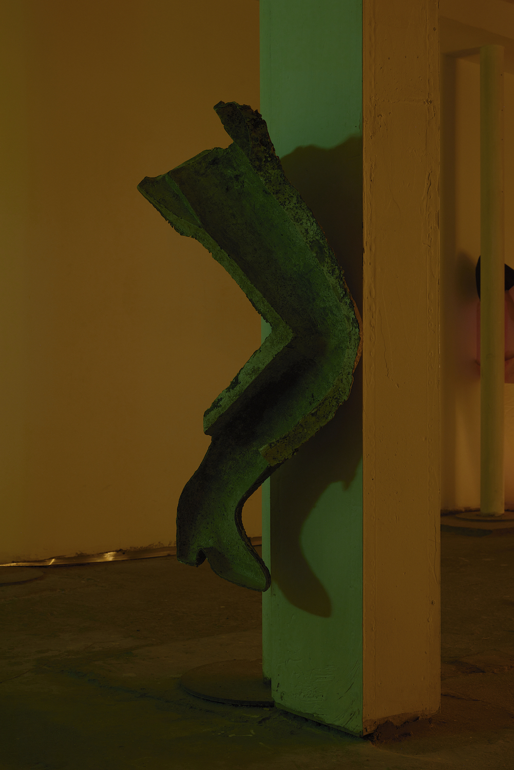 Jacob Jackmauh, âDriving,â 2025. Discarded factory mold, dirt, epoxy putty, hardware, 32 x 17 1â2 x 9 inches