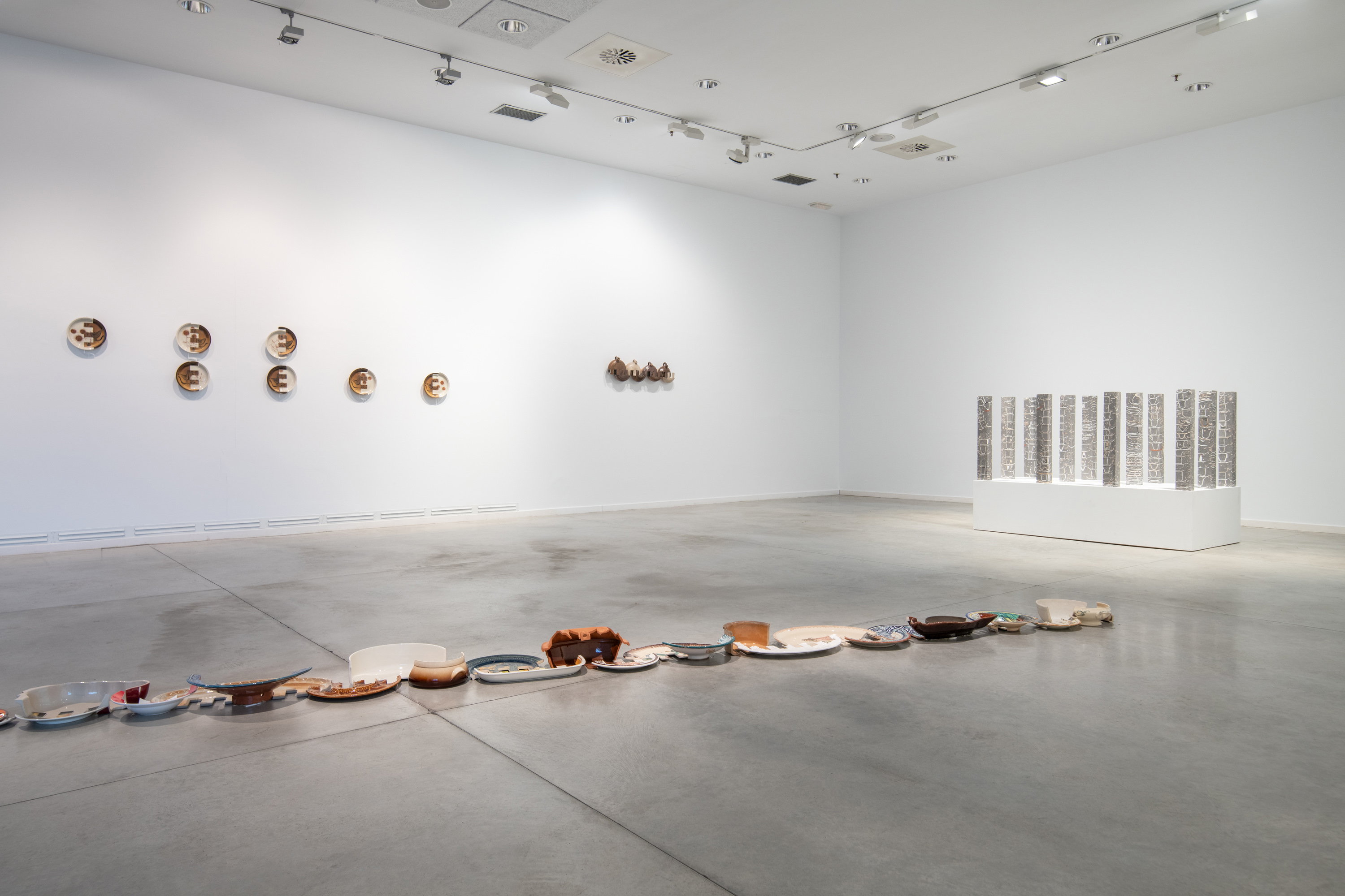 Javier Carro Temboury, Intercontainers, installation view, Centro de Arte de Alcobendas, Madrid, Spain. 2025