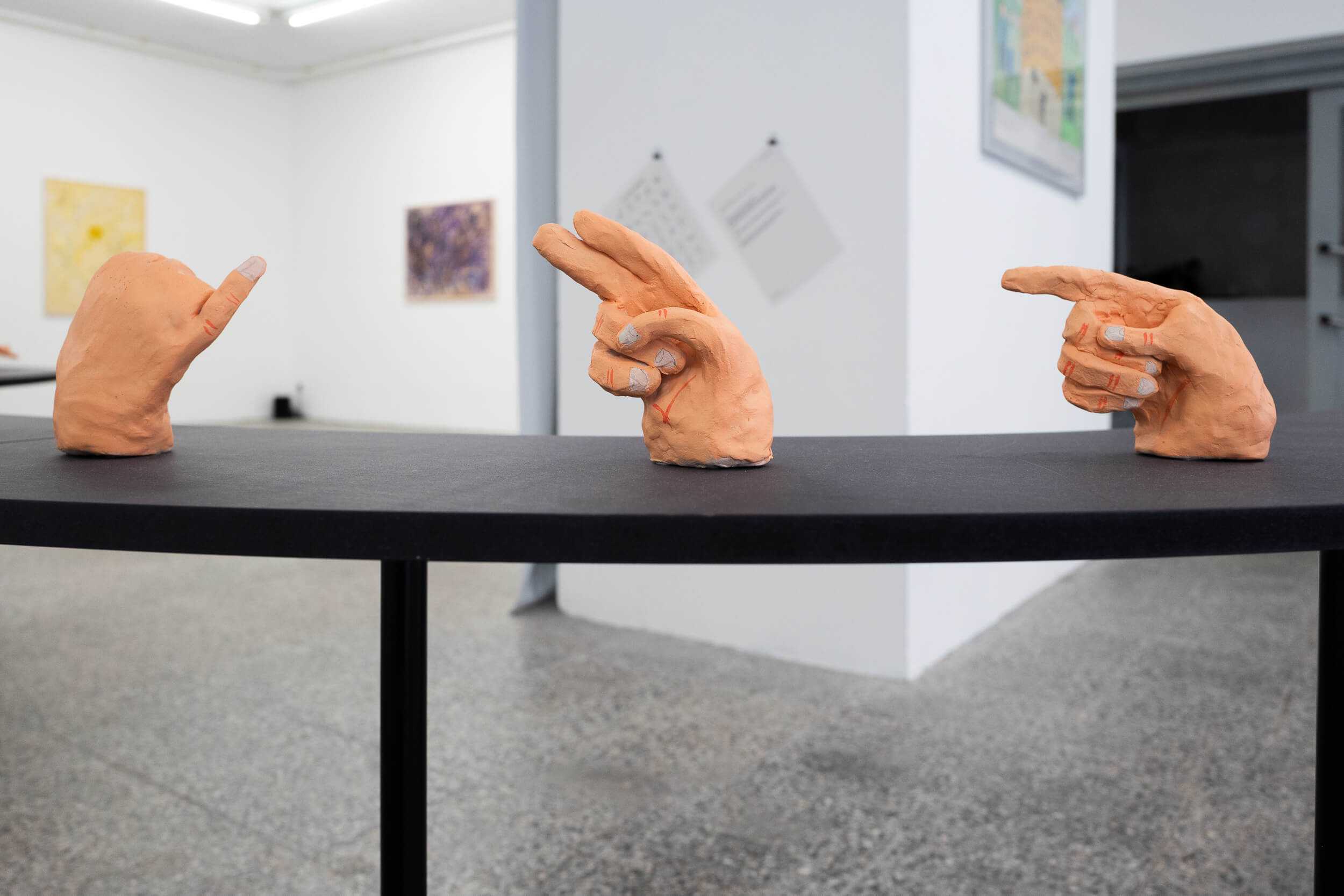Anne-Katrin Störmer: Finger Alphabet, ceramics and tempera (2015-2024)