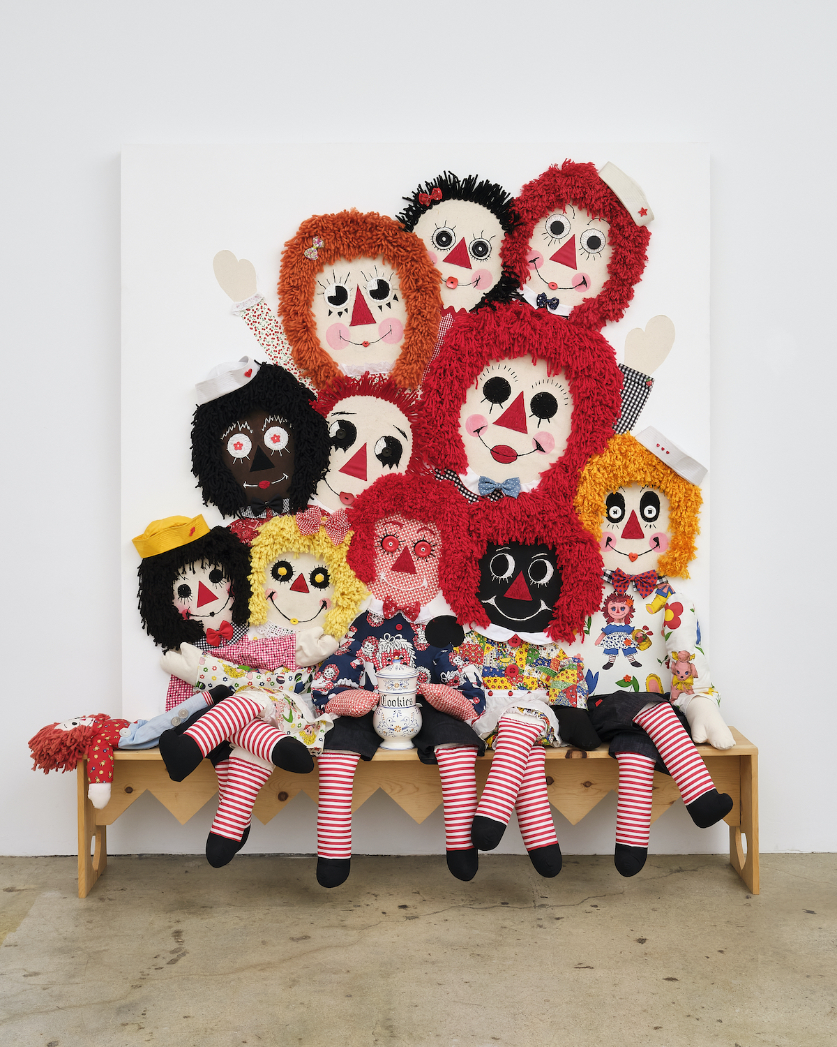 Jason Yates, Smile Everyone, 2016 Mixed media 89 x 78 x 24 inches