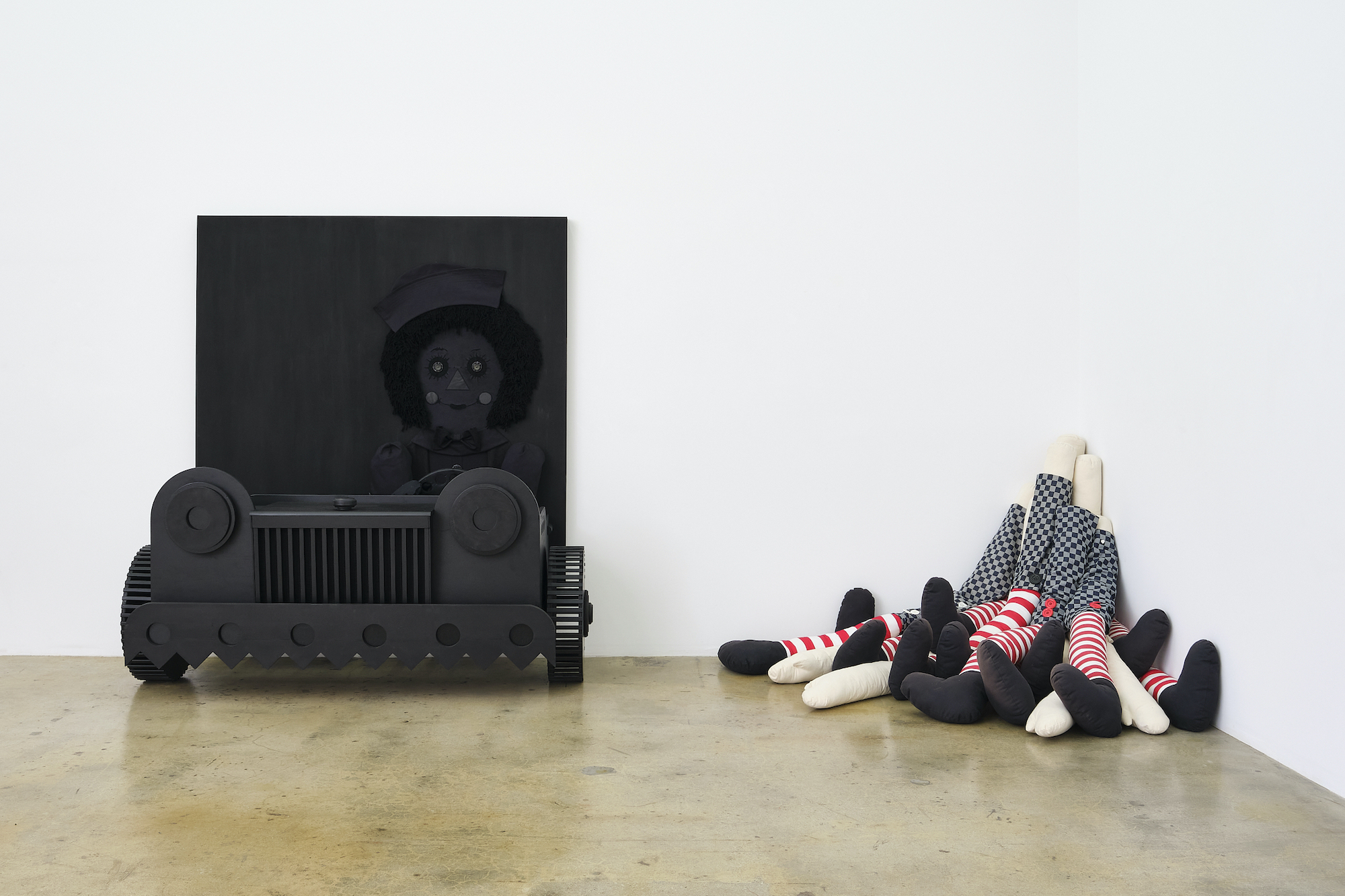 Installation view of Jason Yates' solo exhibition "Hurts to Walk"