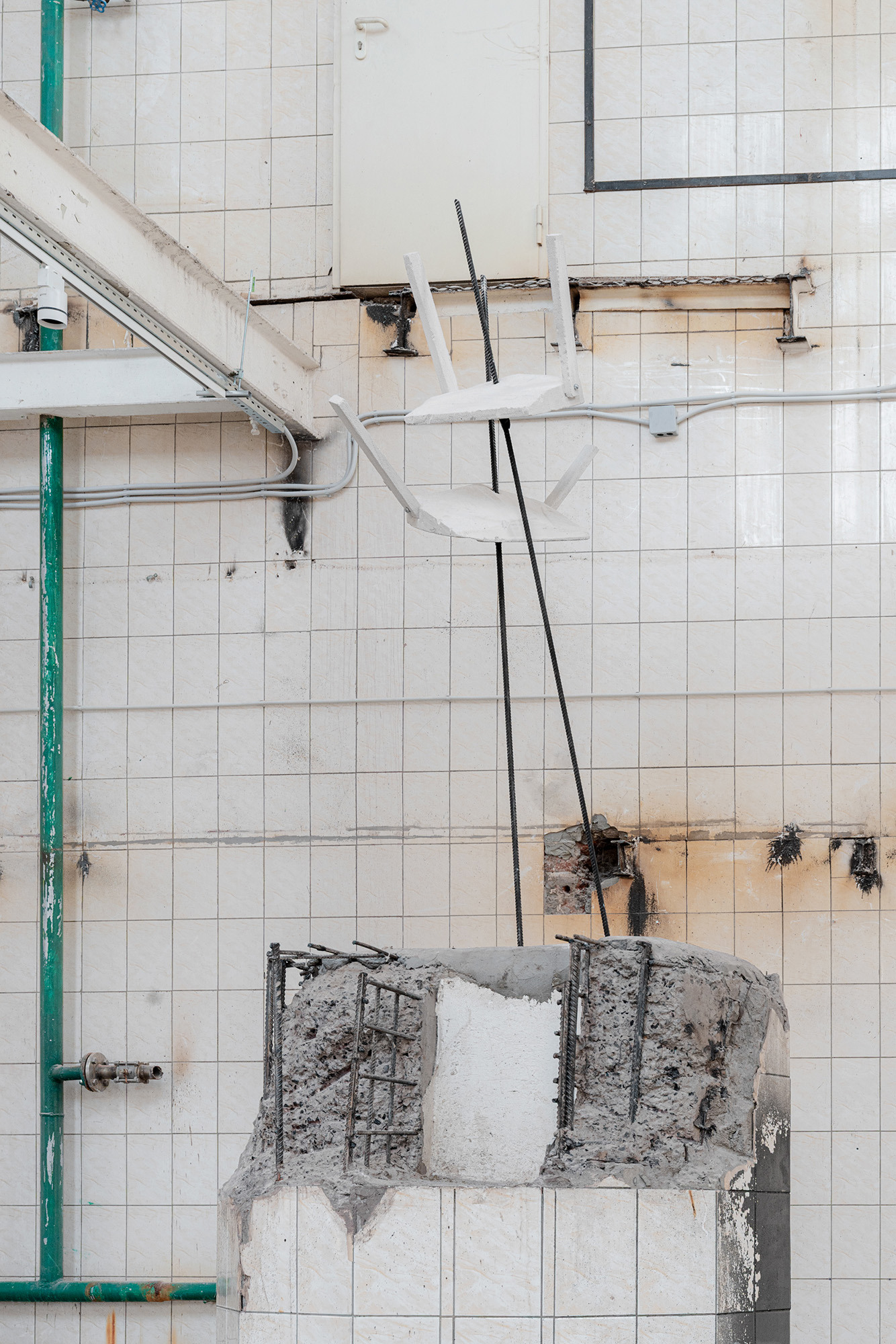 Sasha Lemish, âWi-Fi Routersâ, 2025, gas blocks, rebar, ties, dimensions vary