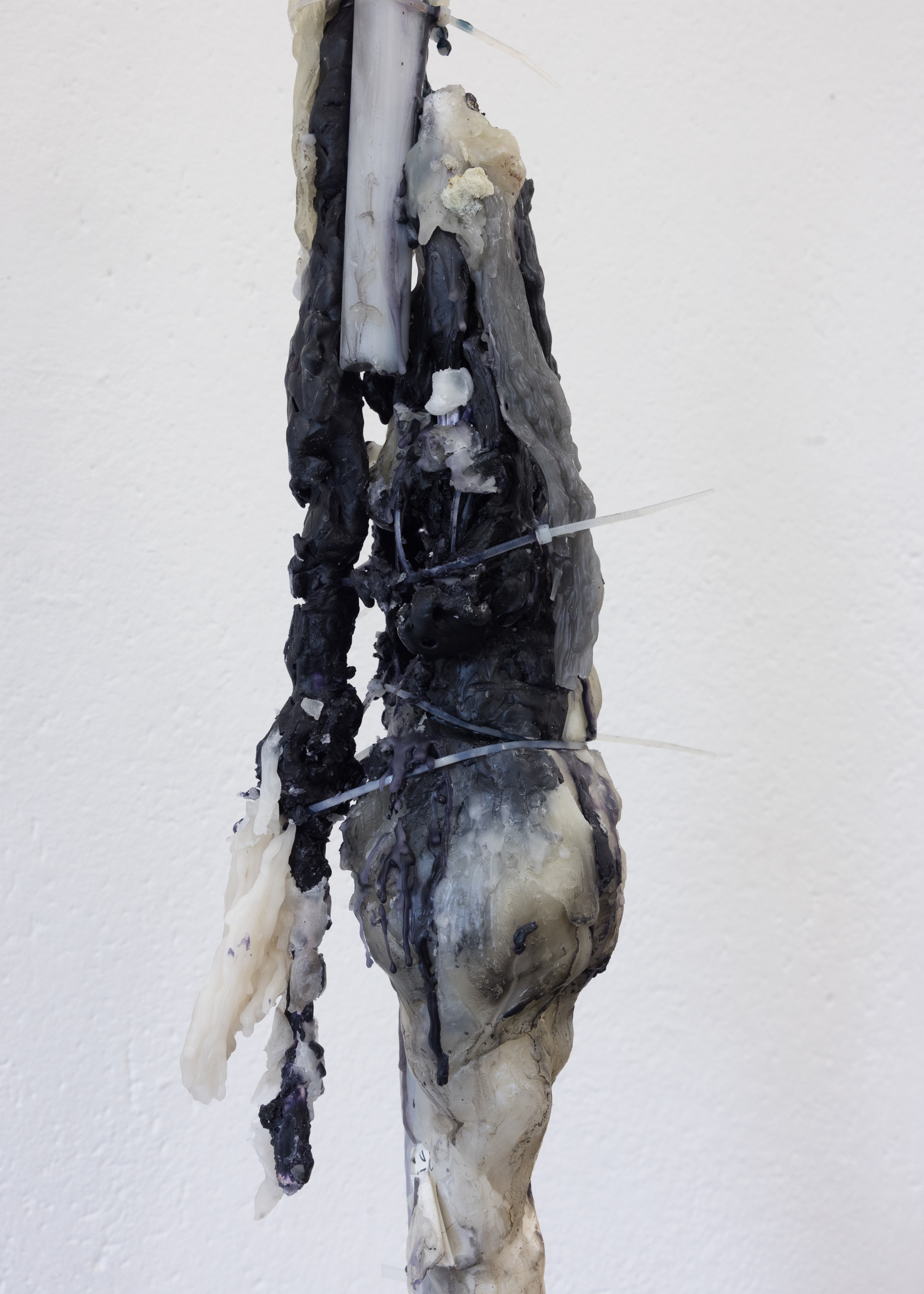 Nina Rieben, Intention ghosts (retitled) (detail), 2021-25 (Serie) / Photo : Julie Folly / Courtesy : the artist and WallStreet