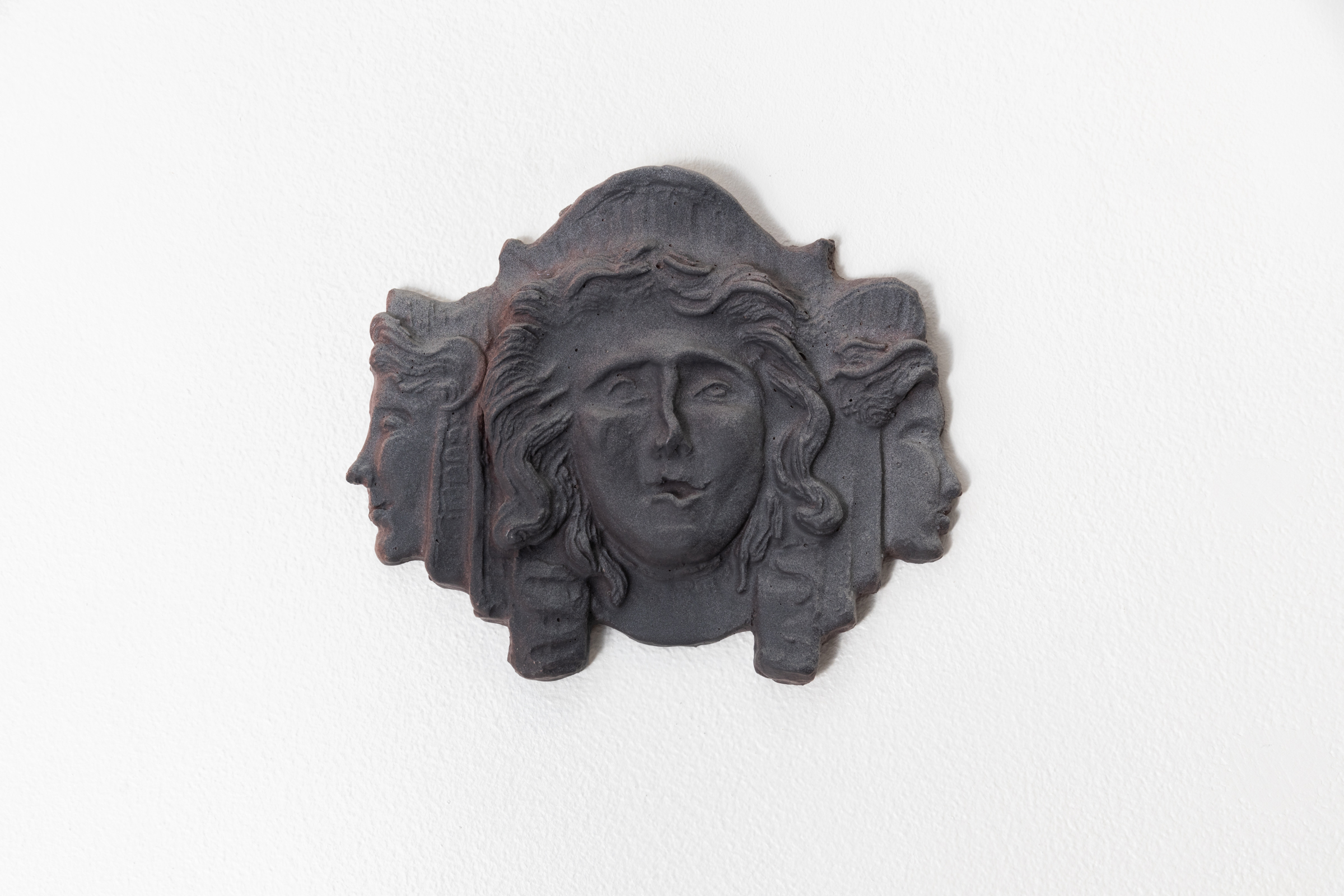 Hecateâs Ecstasy. Eco resin, mineral pigment .19 x .16 x .02 m 2025. Photo: Jane Treima