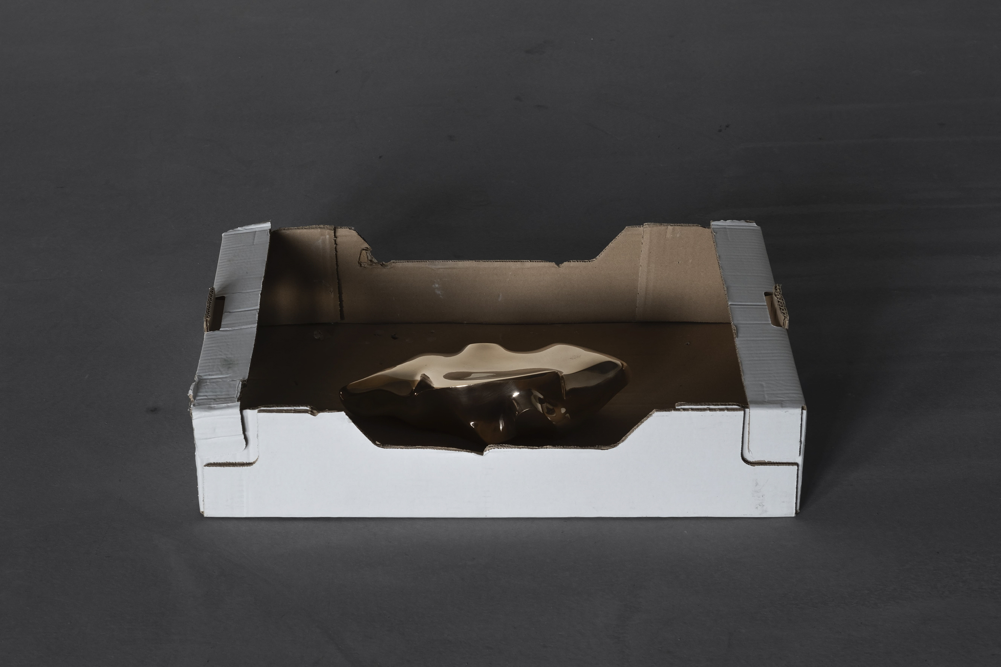 Aaron Amar Bhamra, form, 2013 - 2014/2025. Courtesy: the artist. Photo: vandenbussche - vandenbossche.