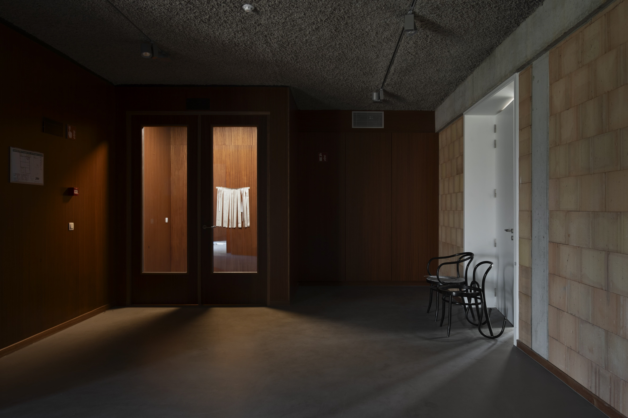 Installation view of Fugue at Jester, 2025. Courtesy: the artist. Photo: vandenbussche - vandenbossche.