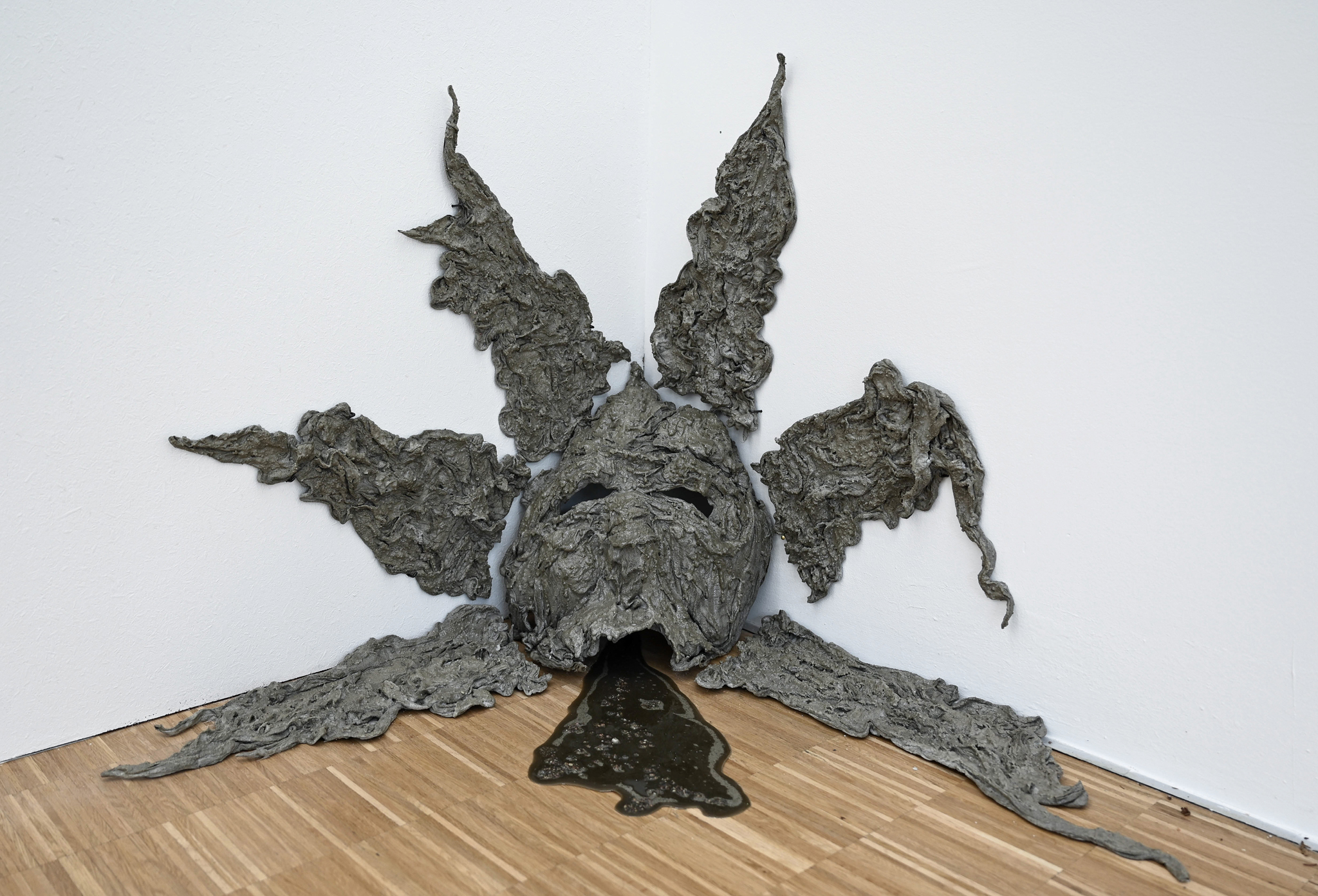 Dominika Olszowy, Suń Clown, 2023, concrete, nappies, epoxy resin