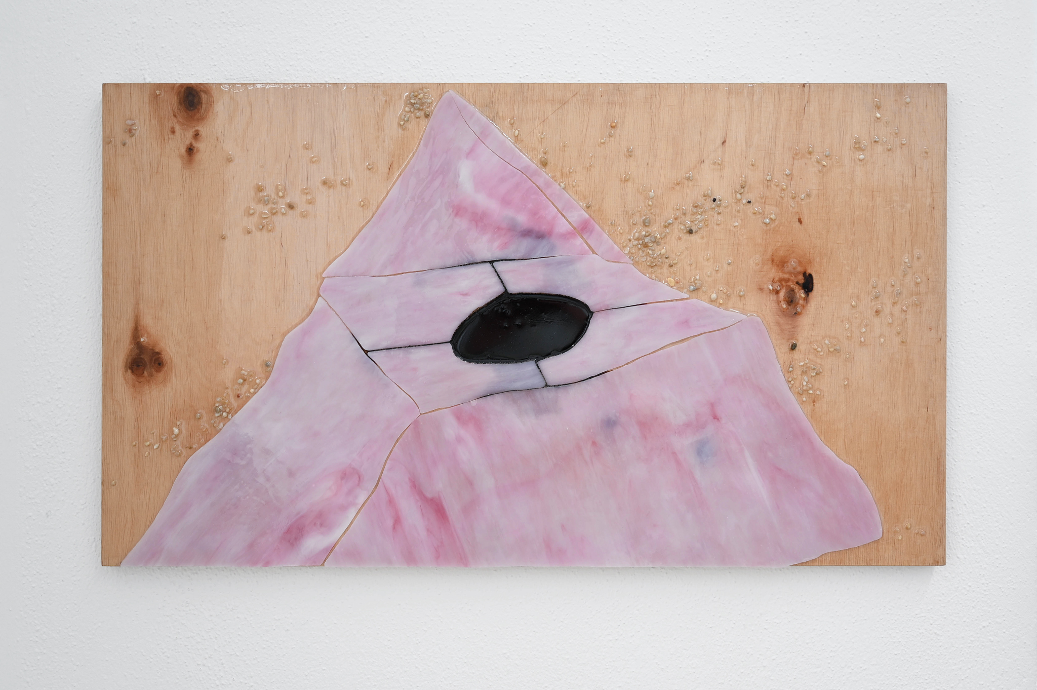 Dominika Olszowy, House of Little Coffee. 140 x 70 x 2 cm, stained glass, gravel, epoxy resin