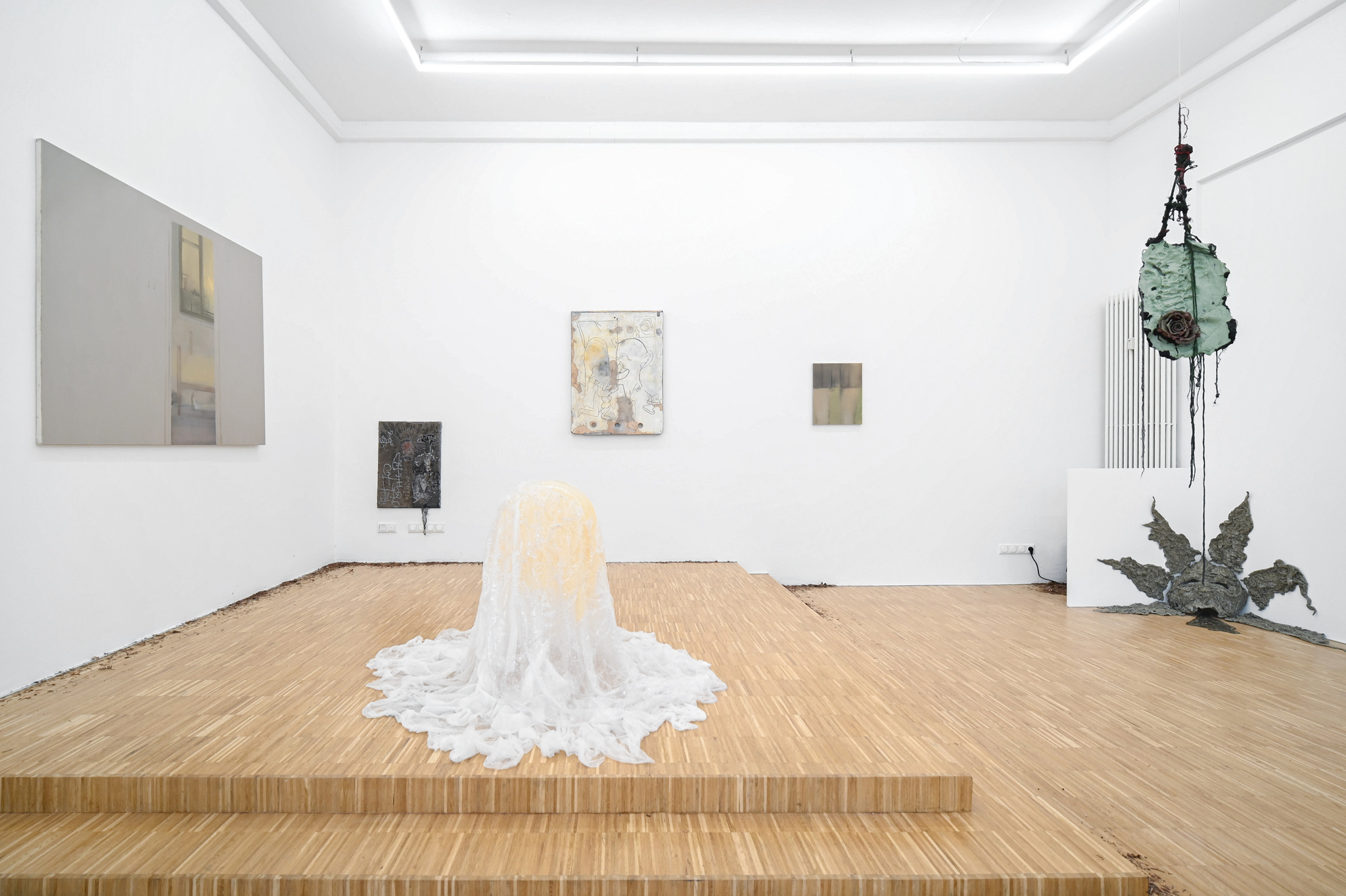 Roztopy, 2025, installation view