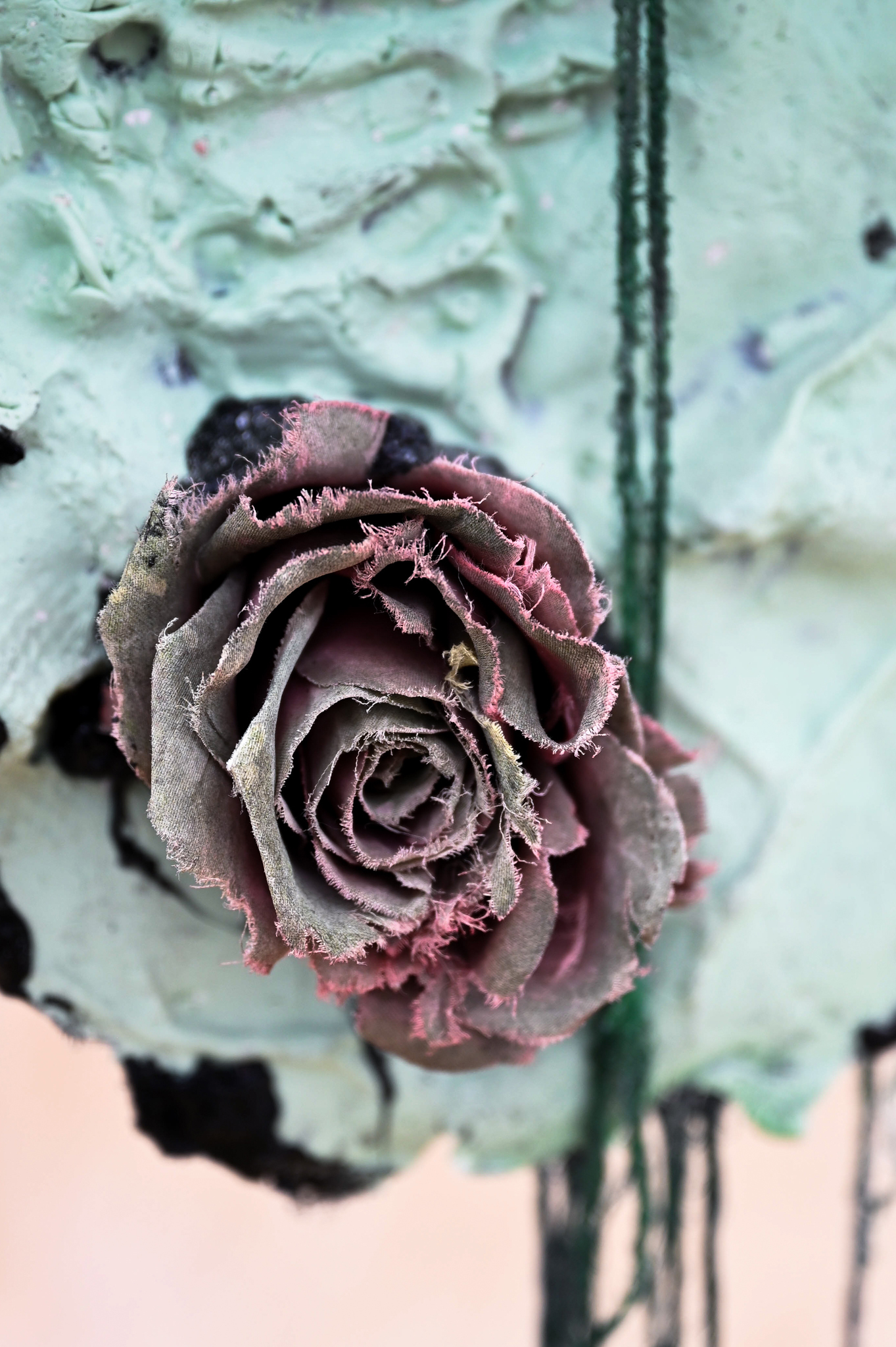 Czaro Malinkiewicz, The Sadness that Comes at the End of the Day (detail), 2024, 38 x 20 cm, silicone, bandage, acrylic