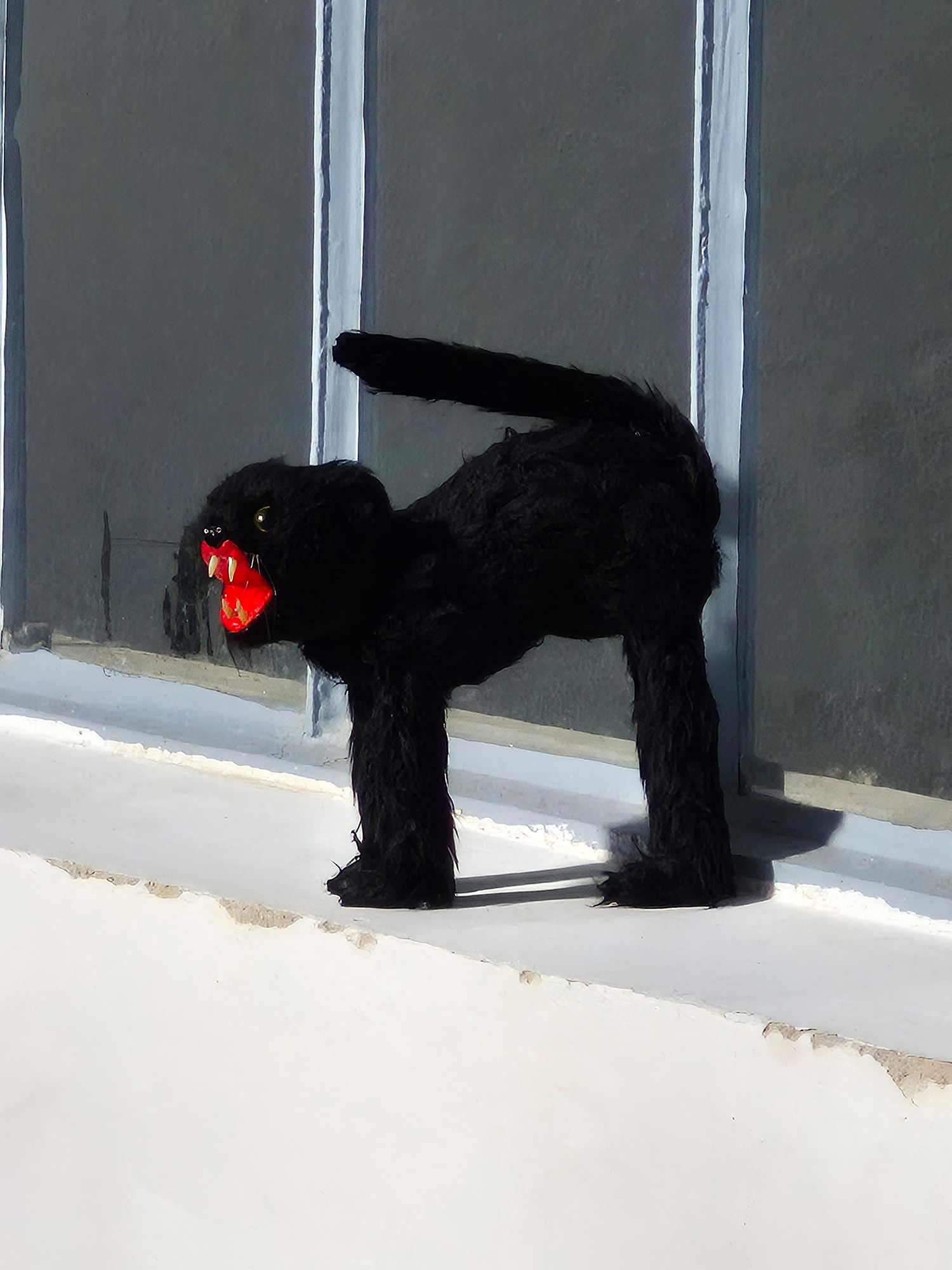 Black Cat lastic, synthetic hair 28 x 9 x 30 cm