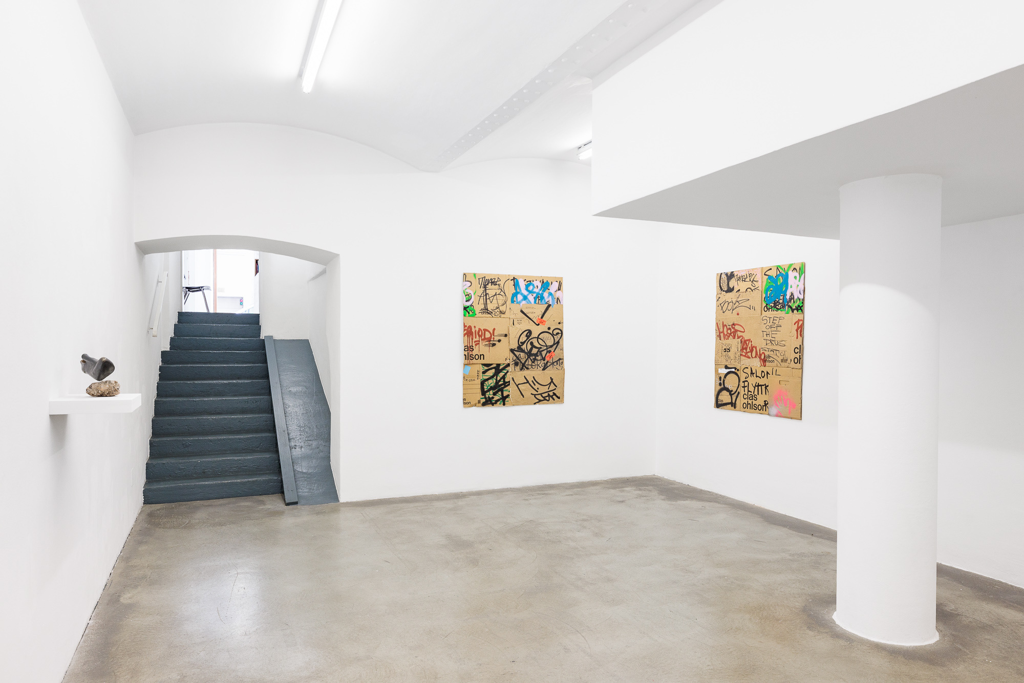 Exhibition view, curated by Tessa Praun: And tell us how to save us from ourselves, Galerie Martin Janda, Vienna, 2025