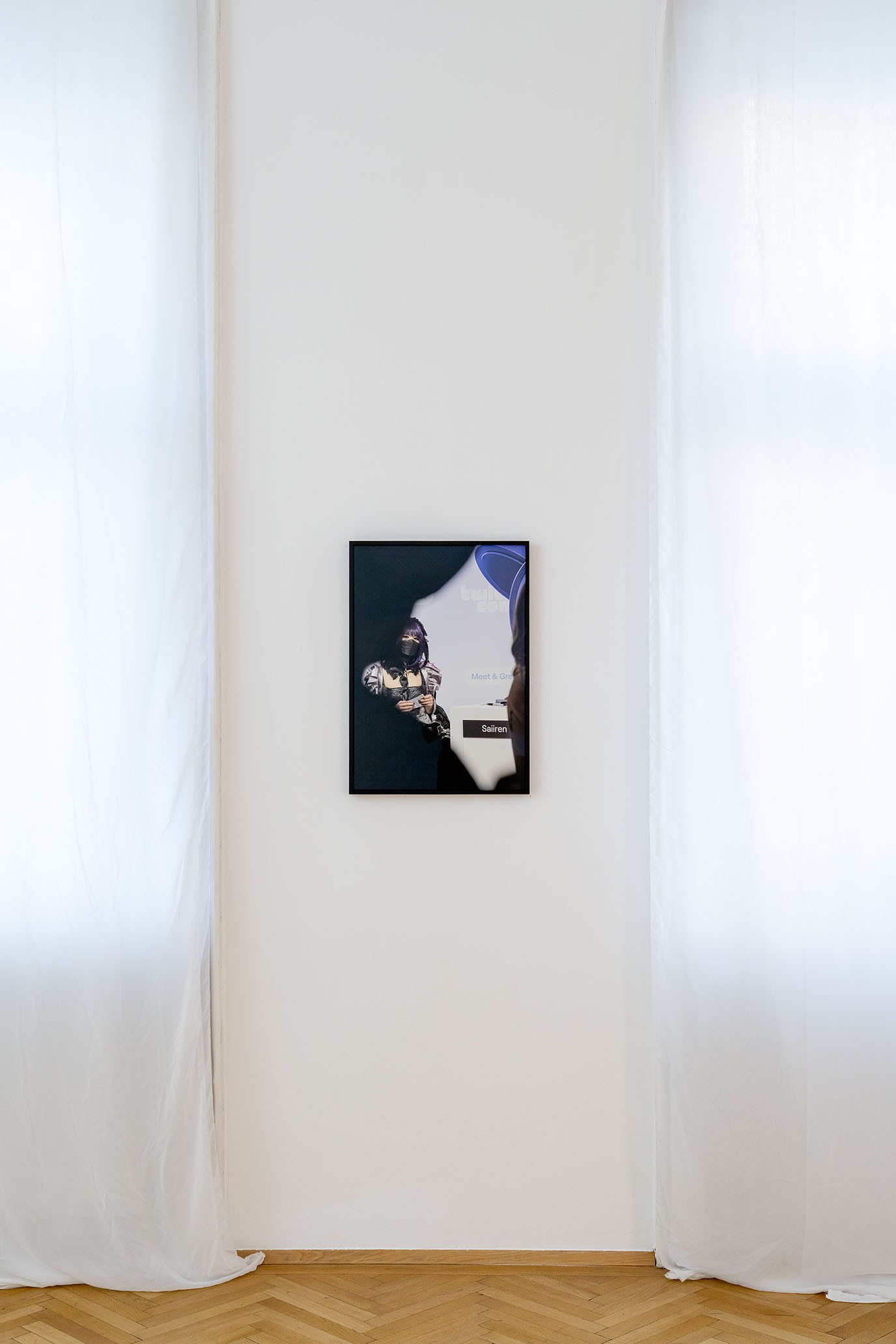 Laura Schawelka, TwitchCon (Meet & Greet), 2025. Archival Inkjet Print, 59,4 x 42 cm