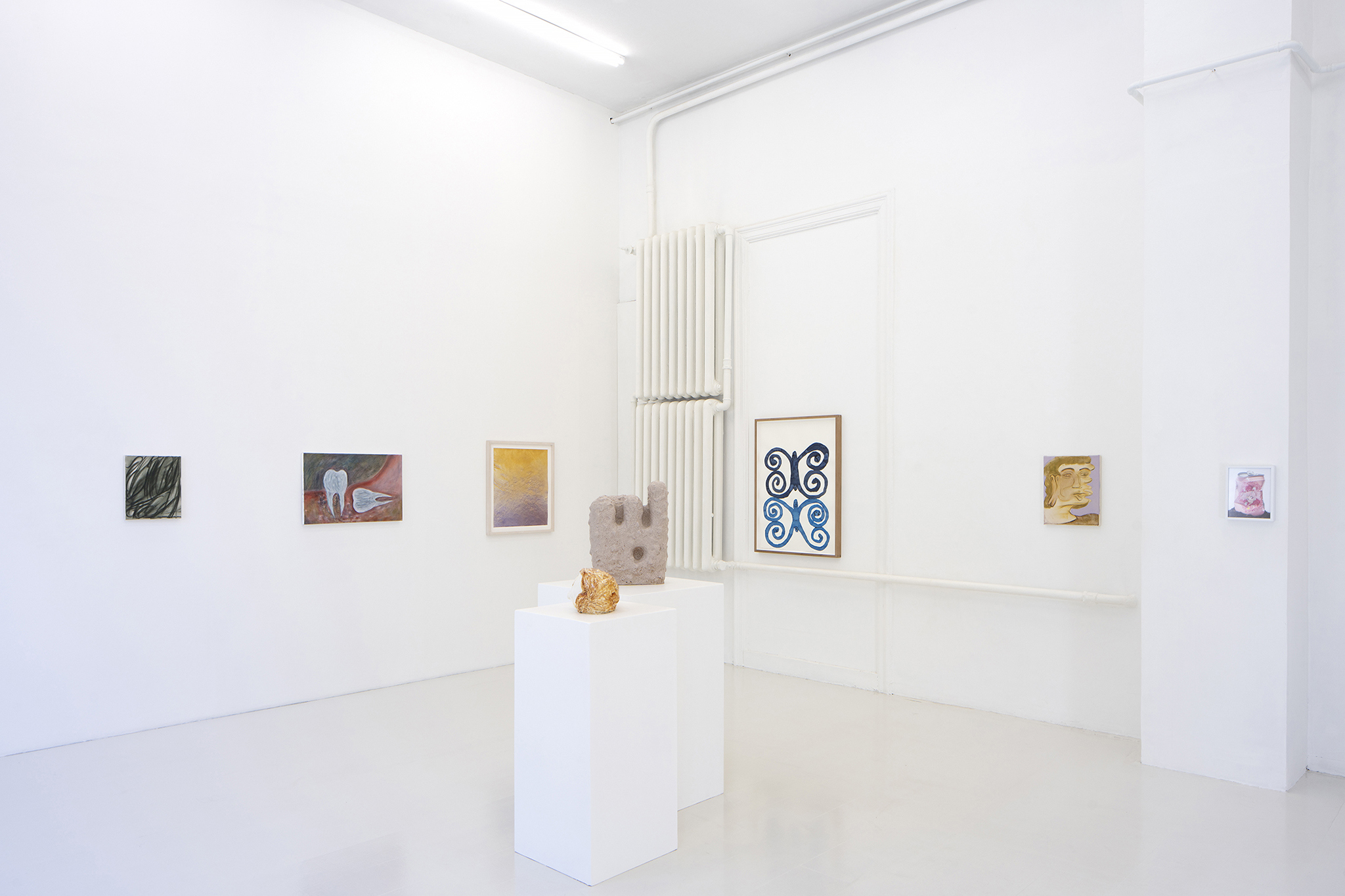 "Konvergenser #10 (Ten Years of NEVVEN) — Part 2" installation view.