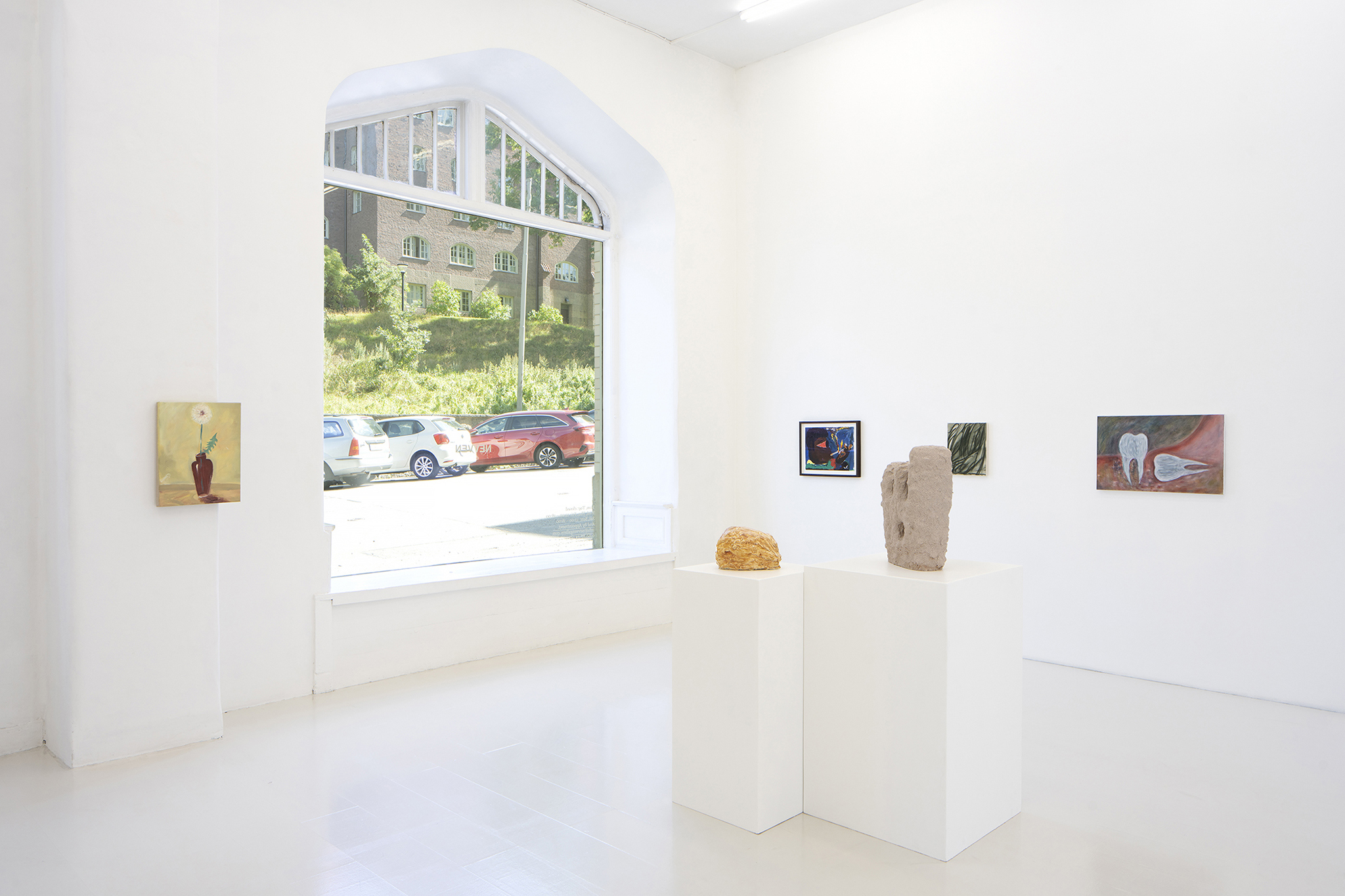"Konvergenser #10 (Ten Years of NEVVEN) — Part 2" installation view.