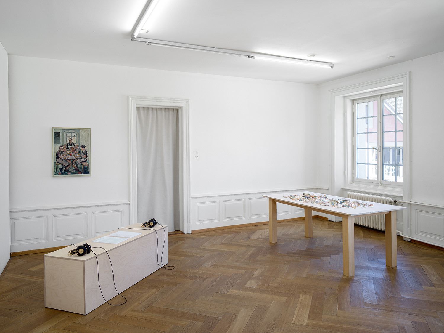 «Im Haus der grossen Frau. Ein künstlerischer Blick auf die Sozialpionierin Amélie Moser-Moser.», 2025. Ausstellungsansicht Kunsthaus Langenthal. Foto: Cedric Mussano, Kunsthaus Langenthal. Courtesy: die Künstlerinnen.
