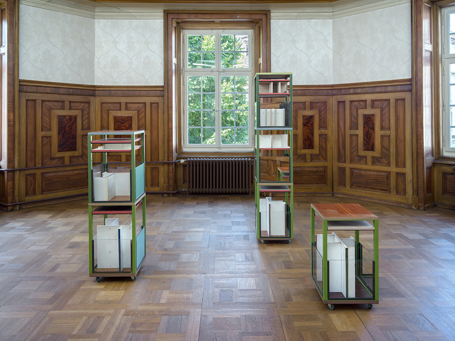 Alan Schmalz, Towers, 2019. Ausstellungsansicht Kunsthaus Langenthal. Foto: Cedric Mussano, Kunsthaus Langenthal. Courtesy: der Künstler.