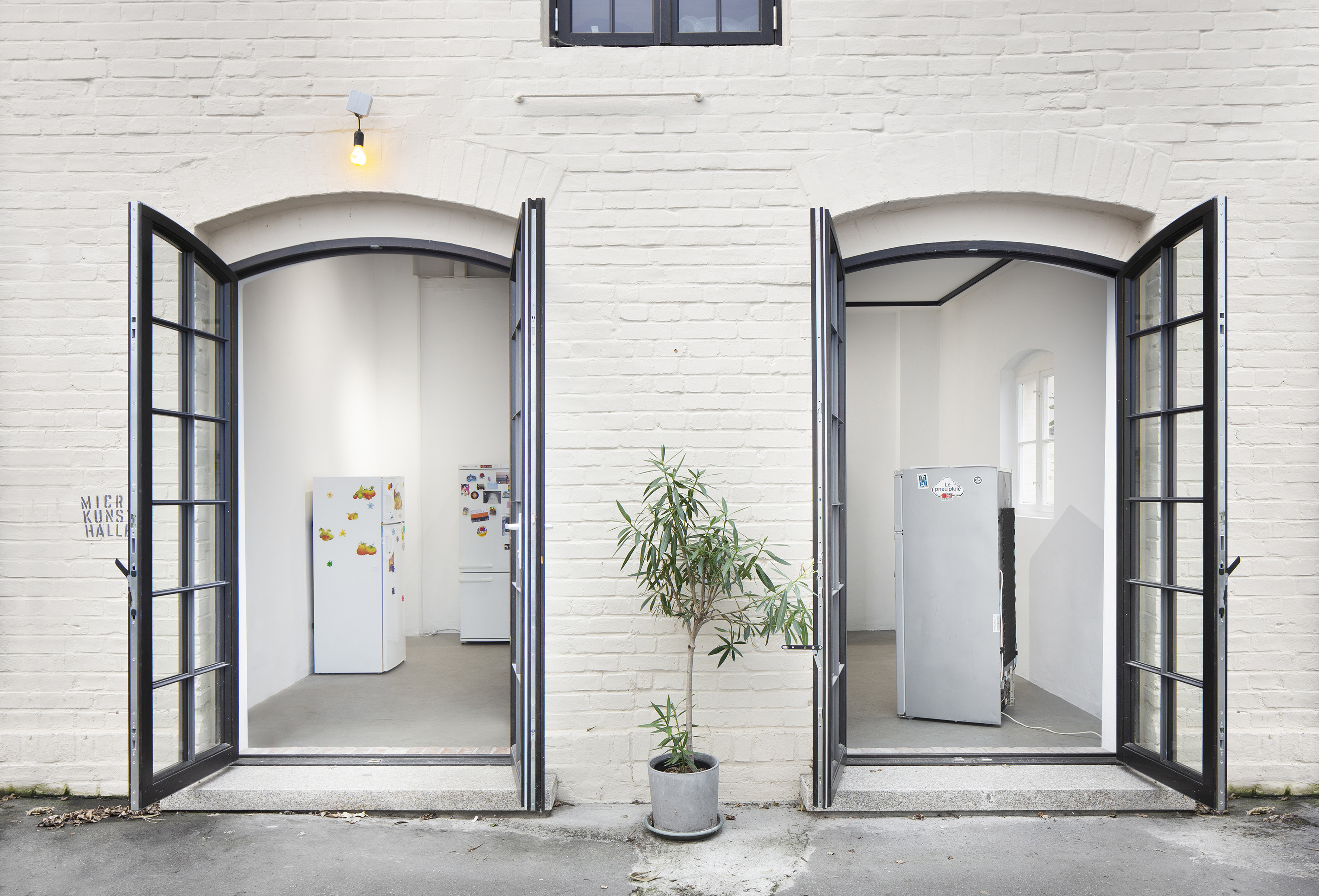 Exhibition view : Casting, Romain Blanck at Microkunsthalle Berlin, 2025 (Photo : Eric Mueller)