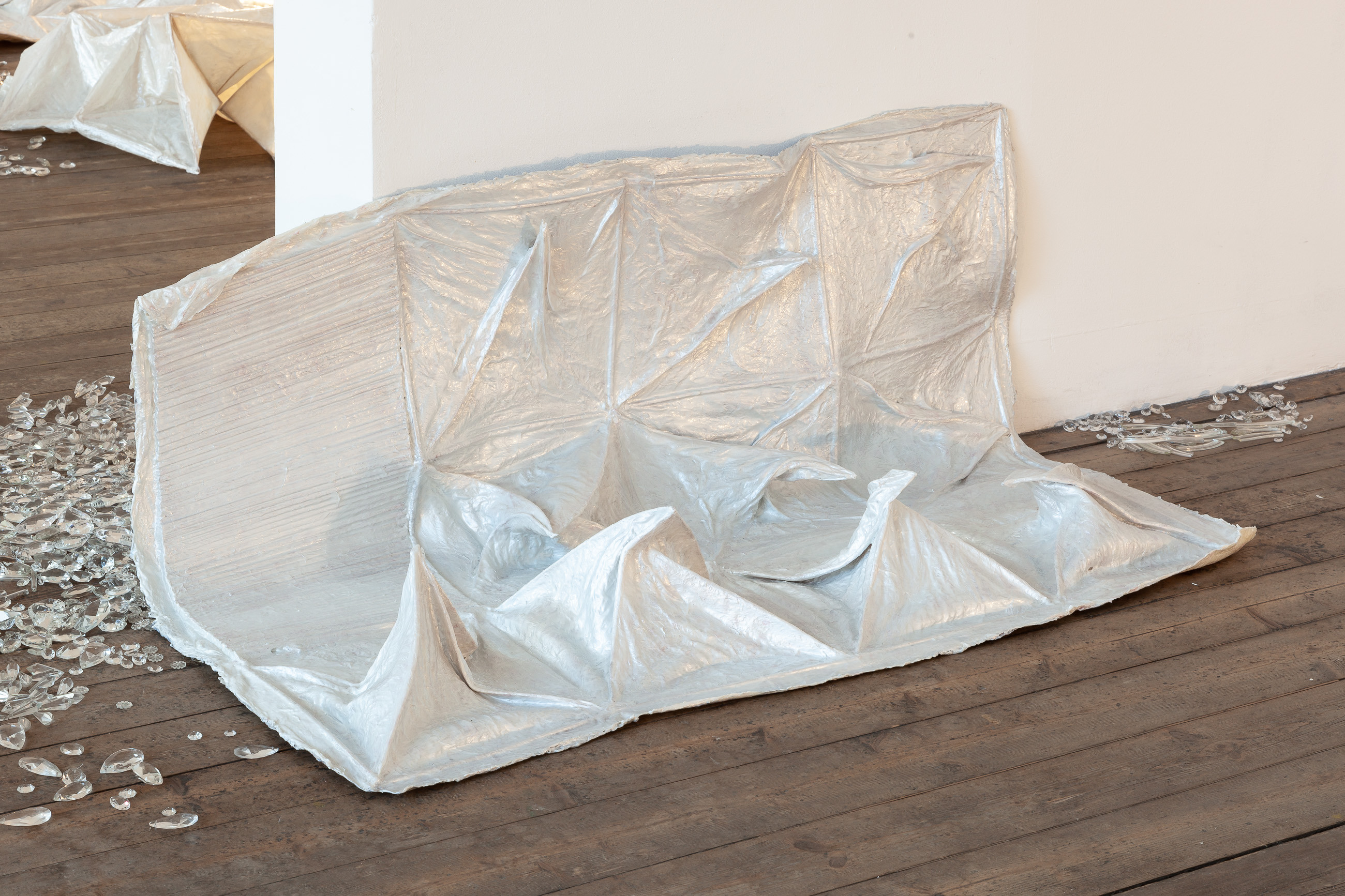 Nancy Lupo, Untitled, Kevin 2025. Paper towels, glue, balsa wood, pigments; 124 × 89 × 22 cm. Photo: Flavio Palasciano