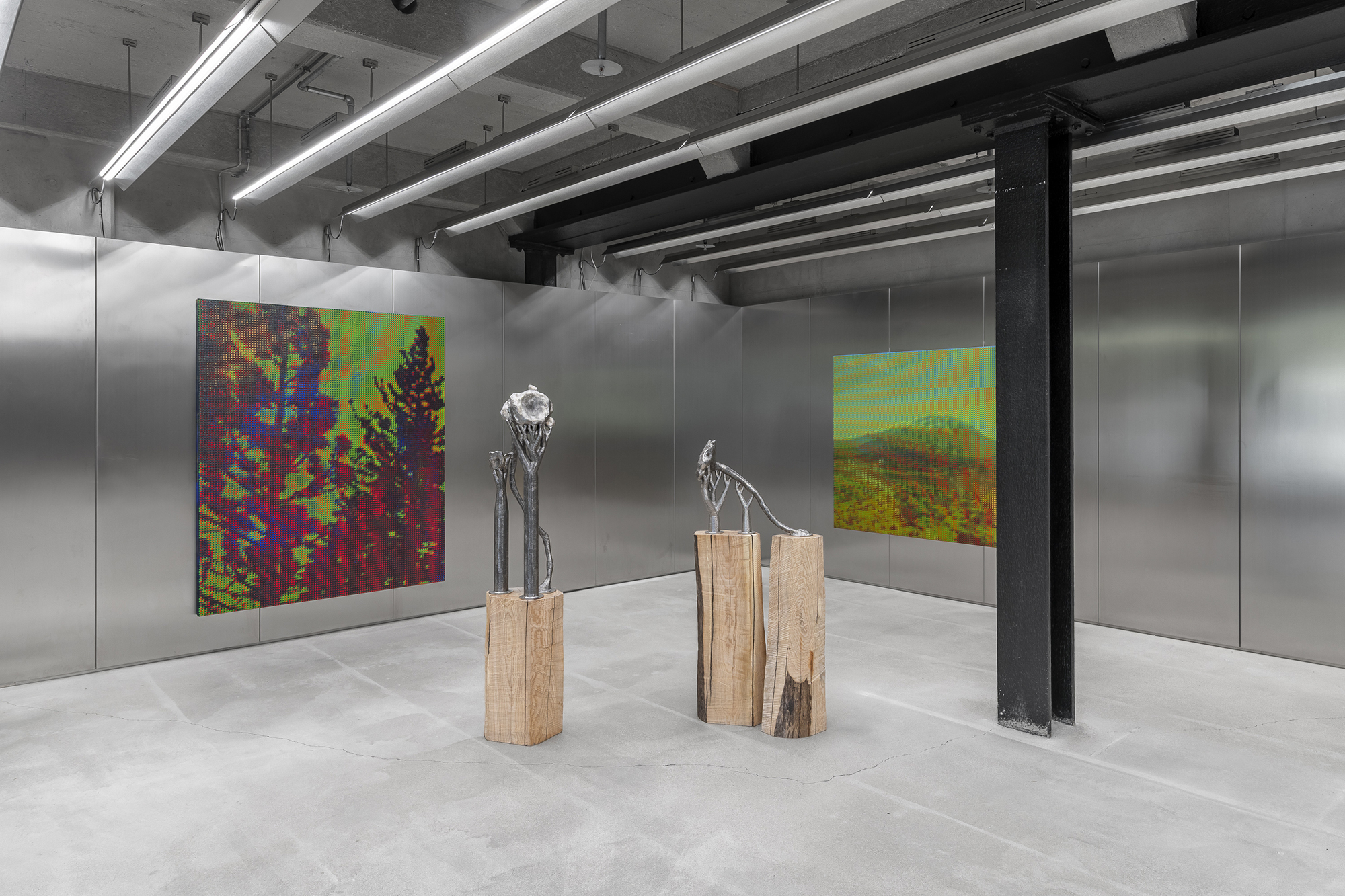 Installation view, deception island, 2025 | Courtesy of max goelitz, copyright the artists | Photo: Dirk Tacke