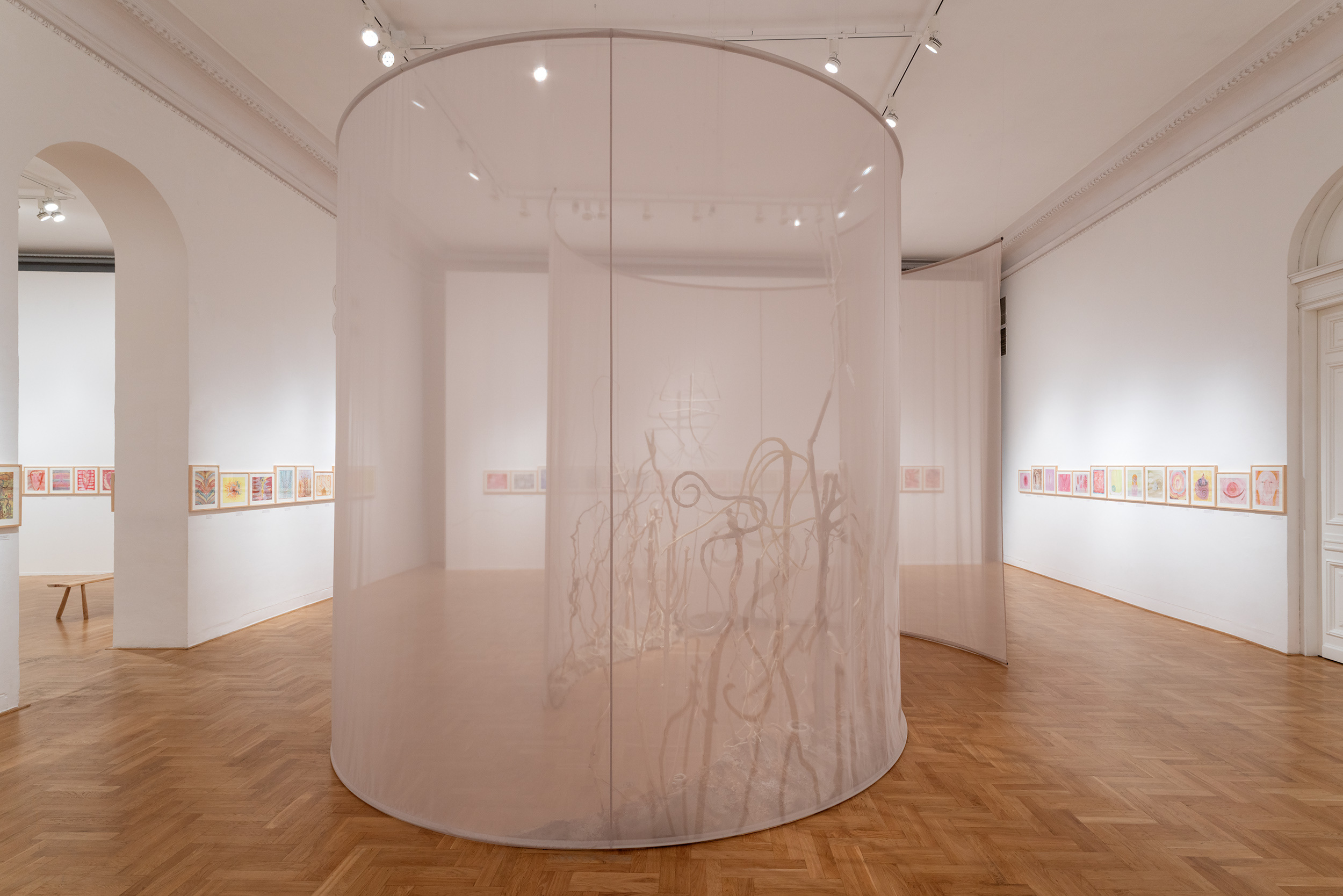Temple of Dormant Vegetation, 2025, installation, exhibition, Joanna Fluder. Slime, Zachęta – National Gallery of Art., 25.07- 19.10.2025, photo by Maciej Landsberg/Zachęta archive, CC BY – SA