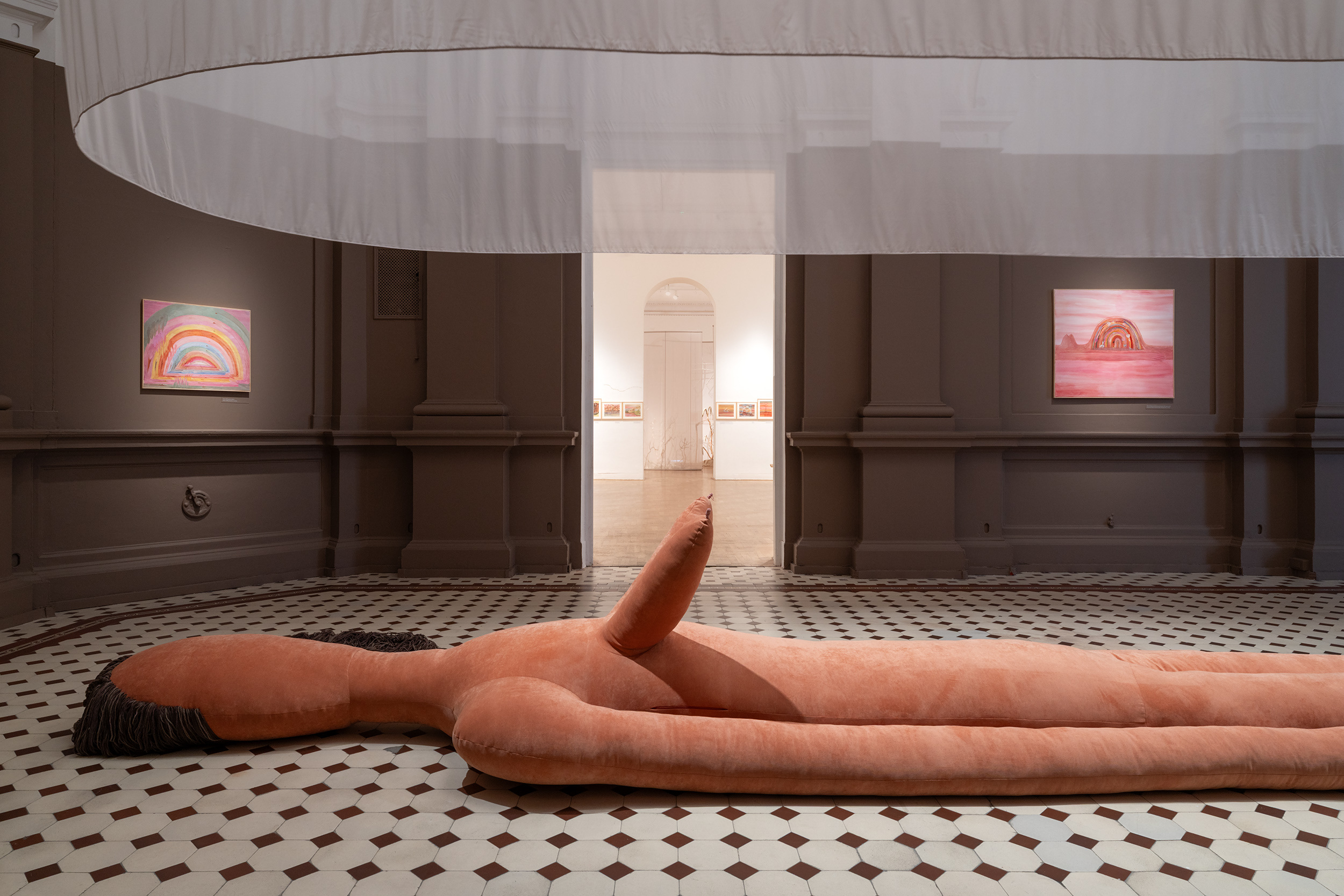 The Giantess, 2025, installation, exhibition, Joanna Fluder. Slime, Zachęta – National Gallery of Art., 25.07- 19.10.2025, photo by Maciej Landsberg/Zachęta archive, CC BY – SA