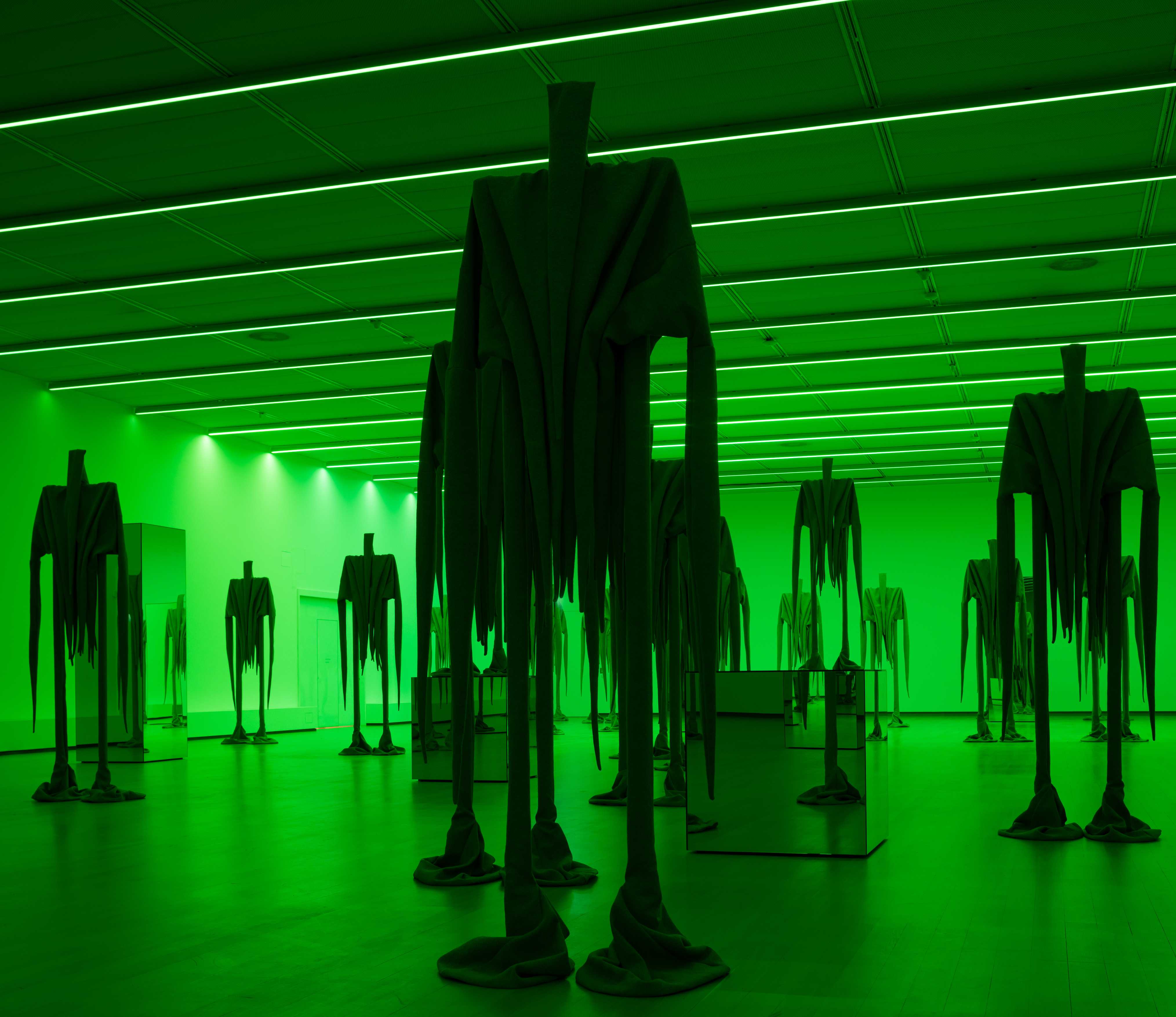 Installation view Sandra Mujinga – Skin to Skin, Stedelijk Museum Amsterdam, 2025. Photo: Peter Tijhuis