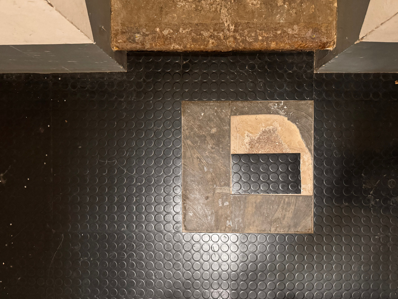 Floor