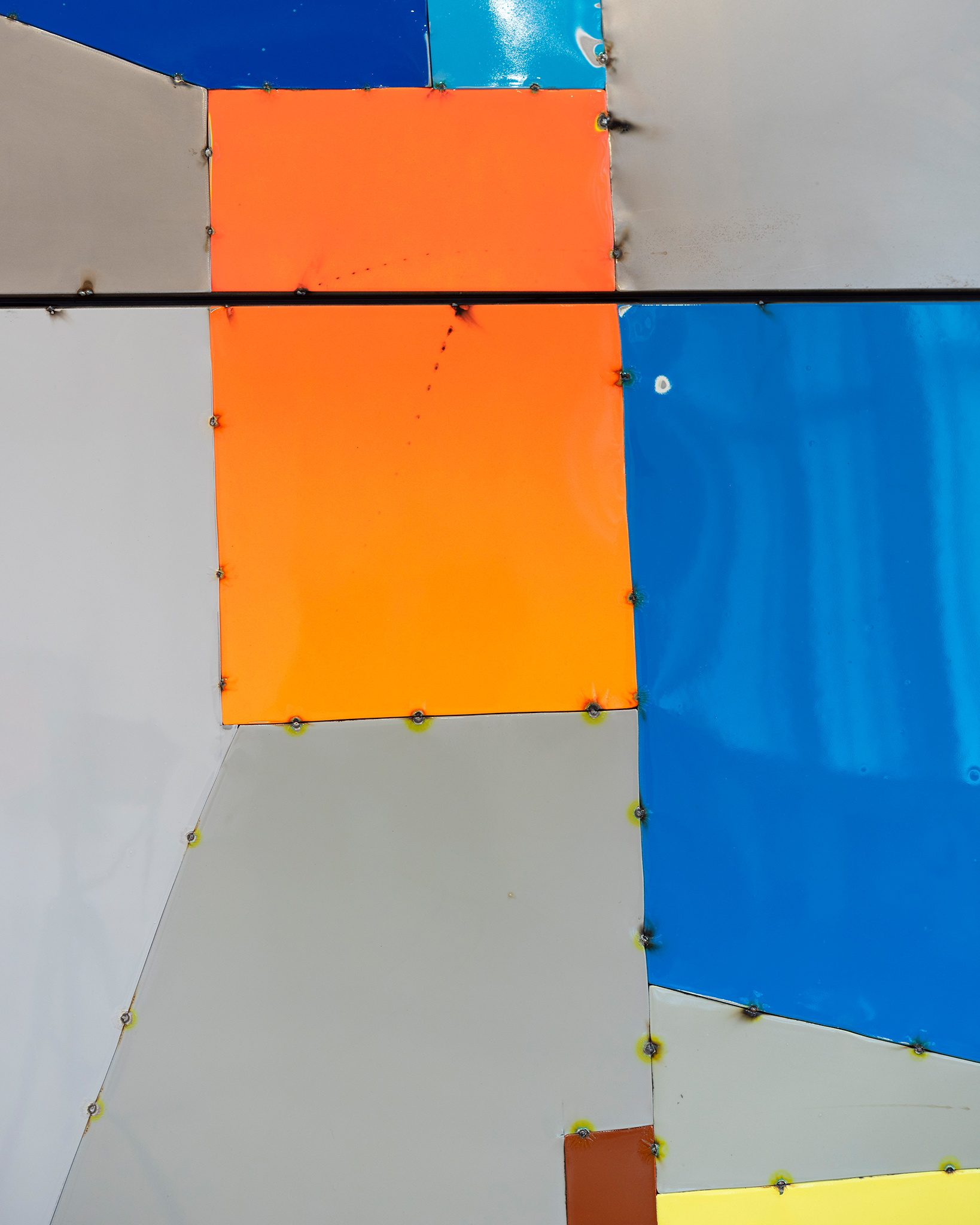 Thilo Jenssen “Blechpainting V“, 2025. Detail