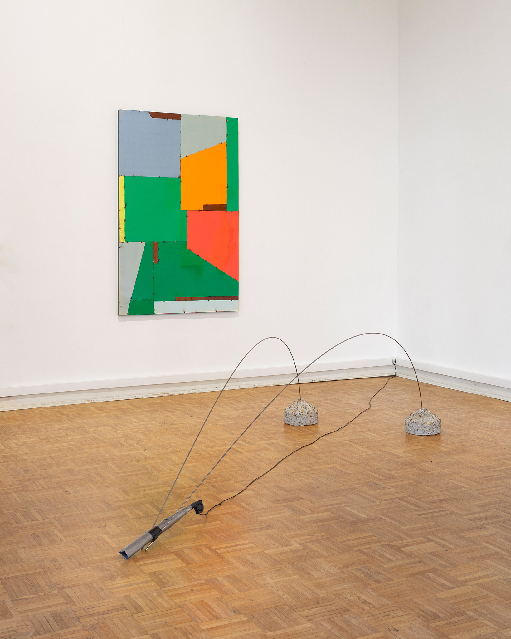 exhibition view „LOLLYGAGGER“ Miriam Steinmacher & Thilo Jenssen at Kunstverein Bellevue Saal Wiesbaden, 2025