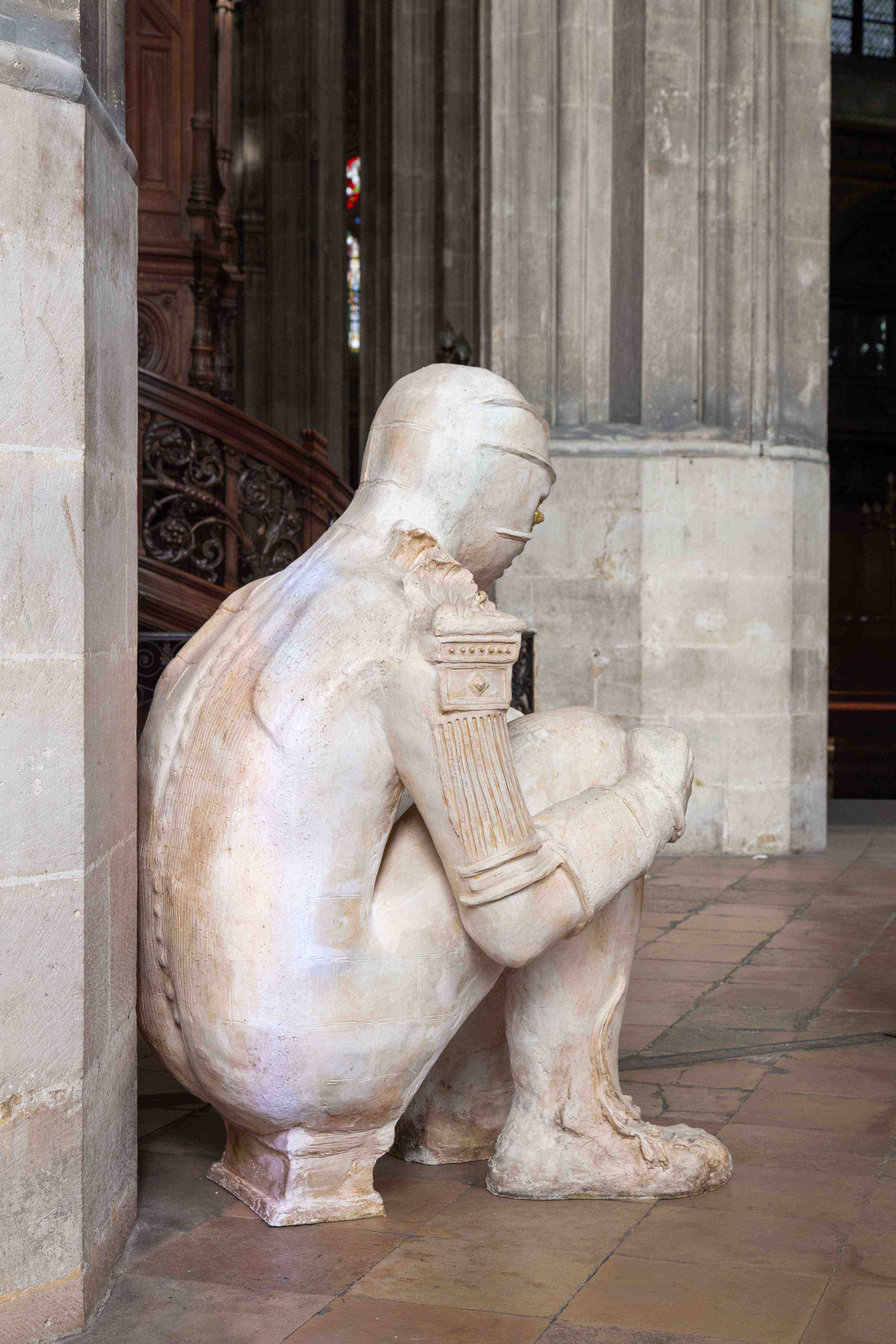 Cent Sommeils, Liselor Perez, Beaux-Arts de Paris, courtesy Rubis Mécénat, église Saint-Eustache, 2025. Photo - InstanT Productions5