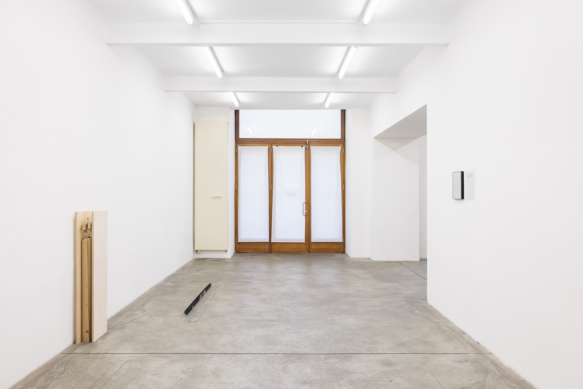 Exhibition view, Aaron Amar Bhamra: ppp—fff, Galerie Martin Janda, Vienna, 2025