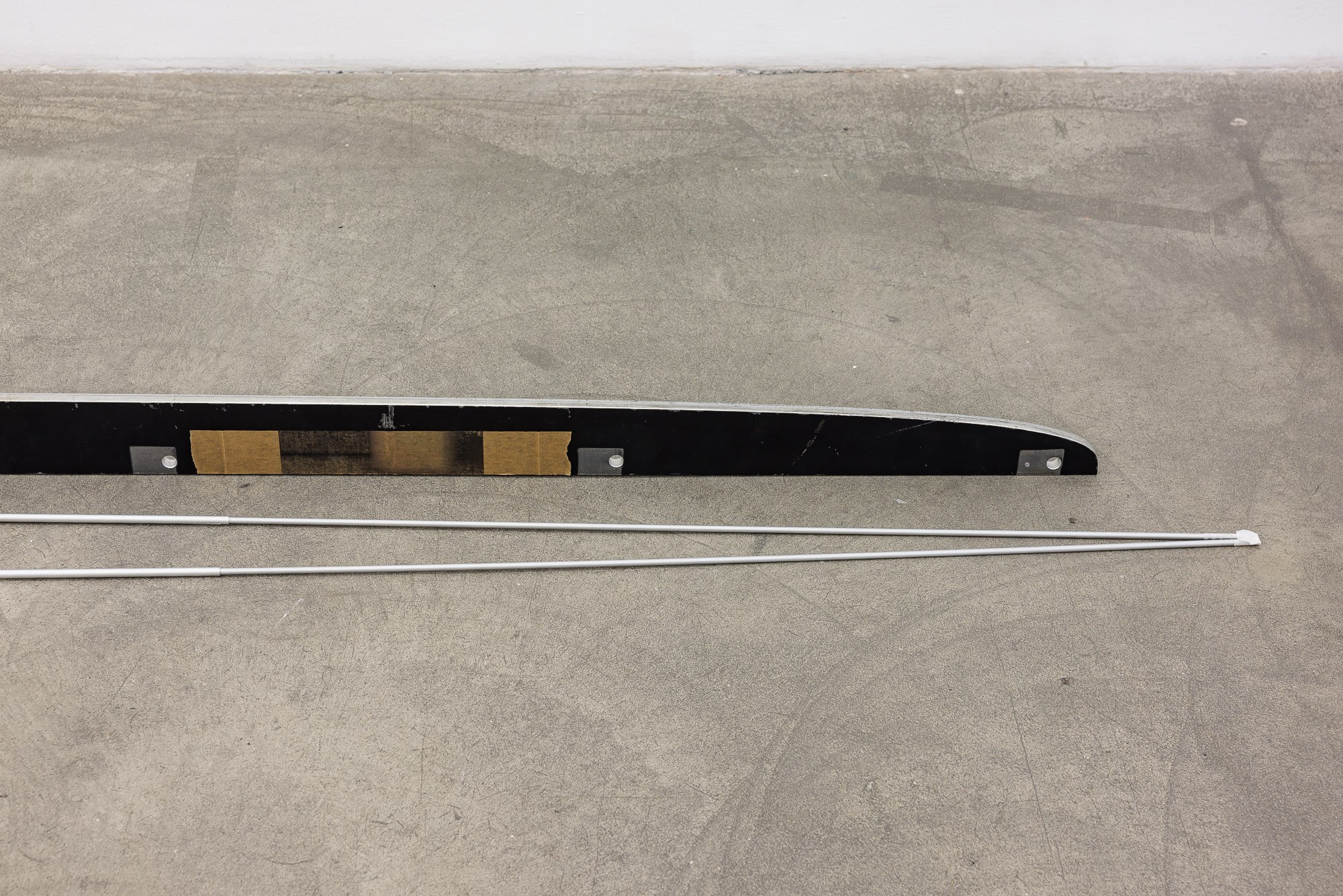 Exhibition view, Aaron Amar Bhamra: ppp—fff, Galerie Martin Janda, Vienna, 2025