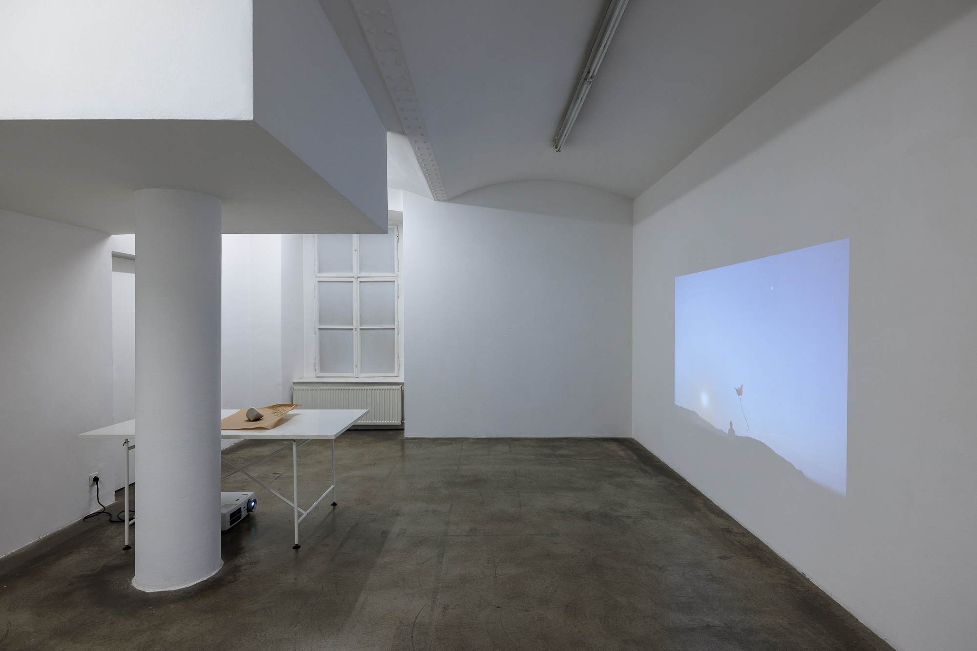 Exhibition view, Aaron Amar Bhamra: ppp—fff, Galerie Martin Janda, Vienna, 2025