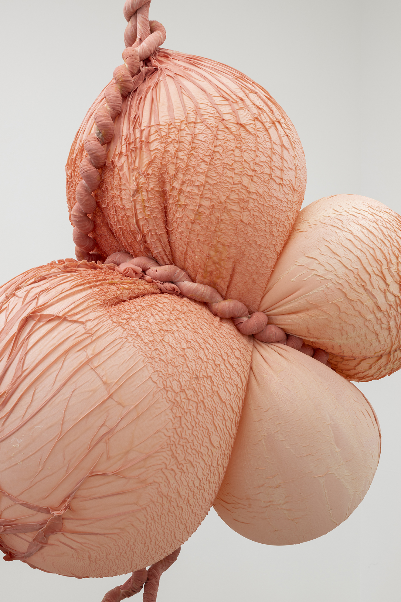 Exudate #73 Eva Fàbregas 2025 Elastic mesh air and latex 330x110x80cm Detail