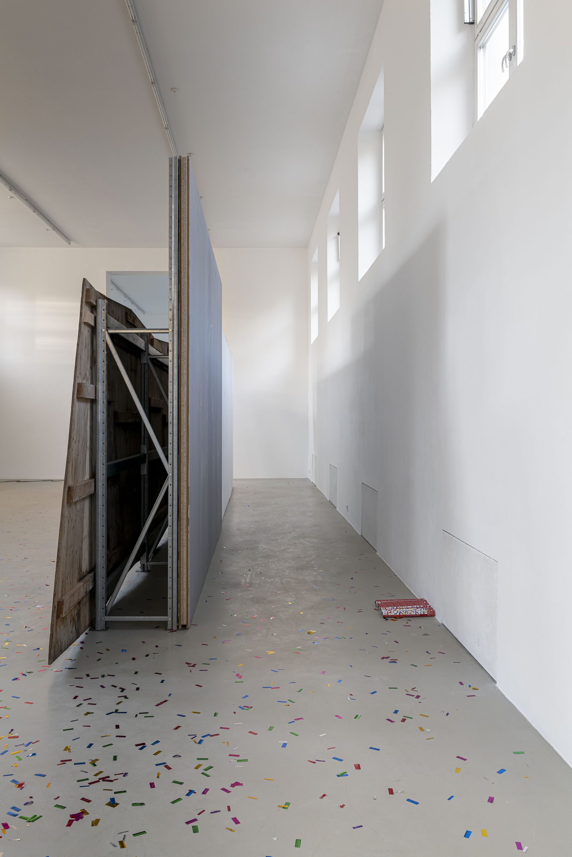 Installation view: Iris Touliatou, Shifts, Kunstverein München, Munich, 2025; photo: Sebastian Kissel; Courtesy the artist and Kunstverein München e.V..