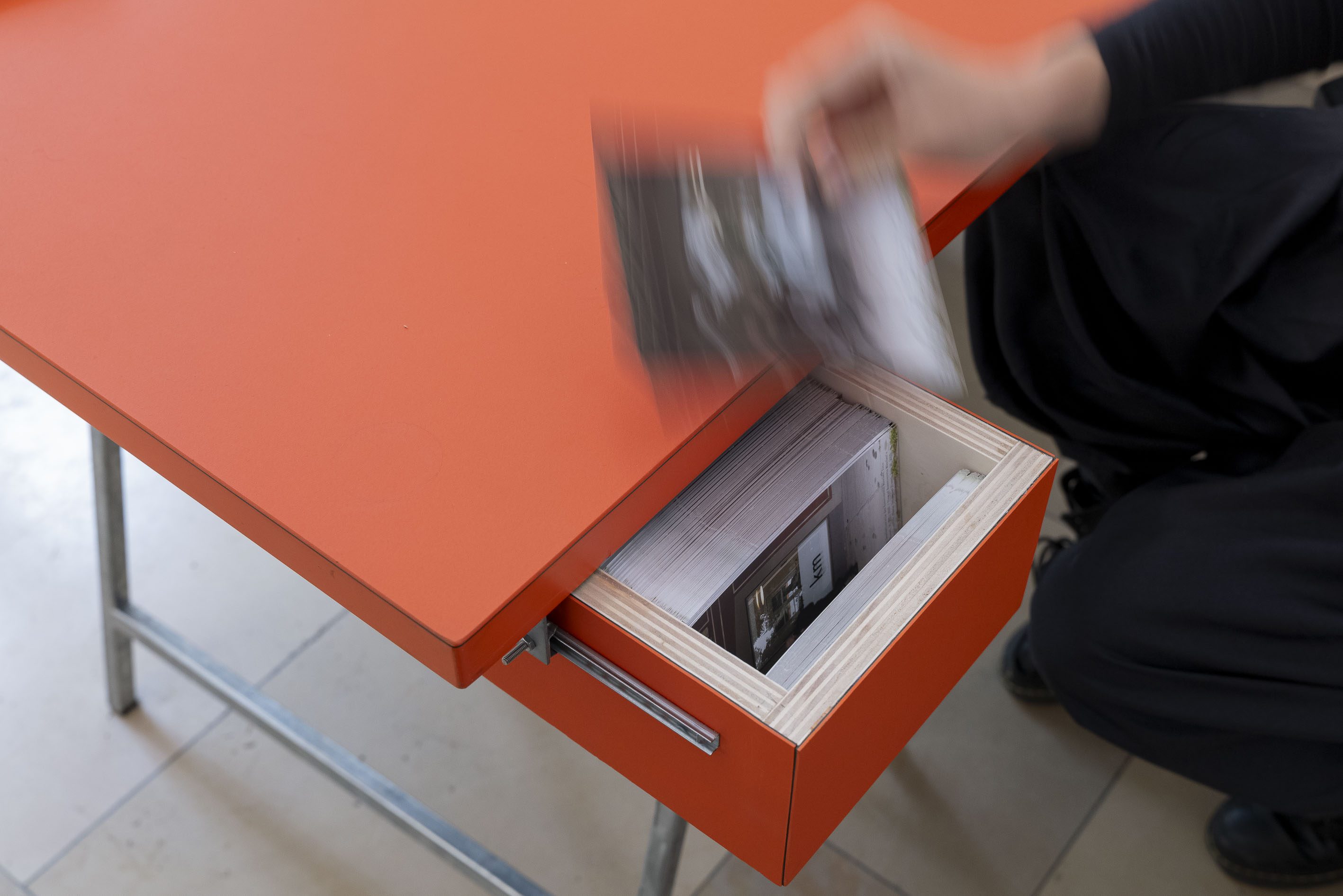 Installation view: Iris Touliatou, Shifts, Kunstverein München, Munich, 2025; photo: Sebastian Kissel; Courtesy the artist and Kunstverein München e.V..