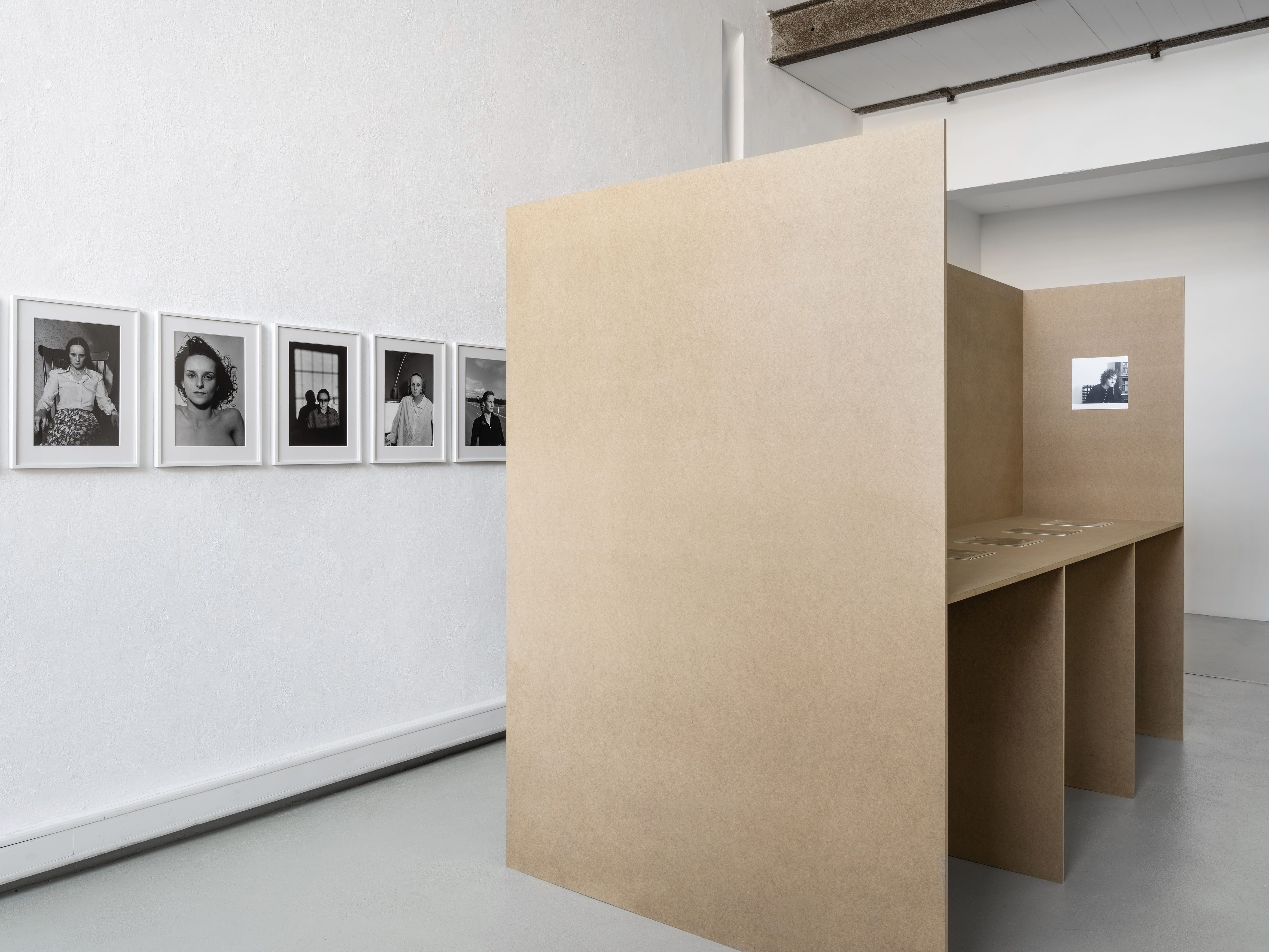 Cora Pongracz "8 erweiterte portraits" with: Seiichi Furuya, Installation view, Kunstverein für Mecklenburg und Vorpommern in Schwerin, 2025. Courtesy: OstLicht Collection, Vienna, Seiichi Furuya & Galerie Thomas Fischer, Berlin. Photo: Fred Dott.