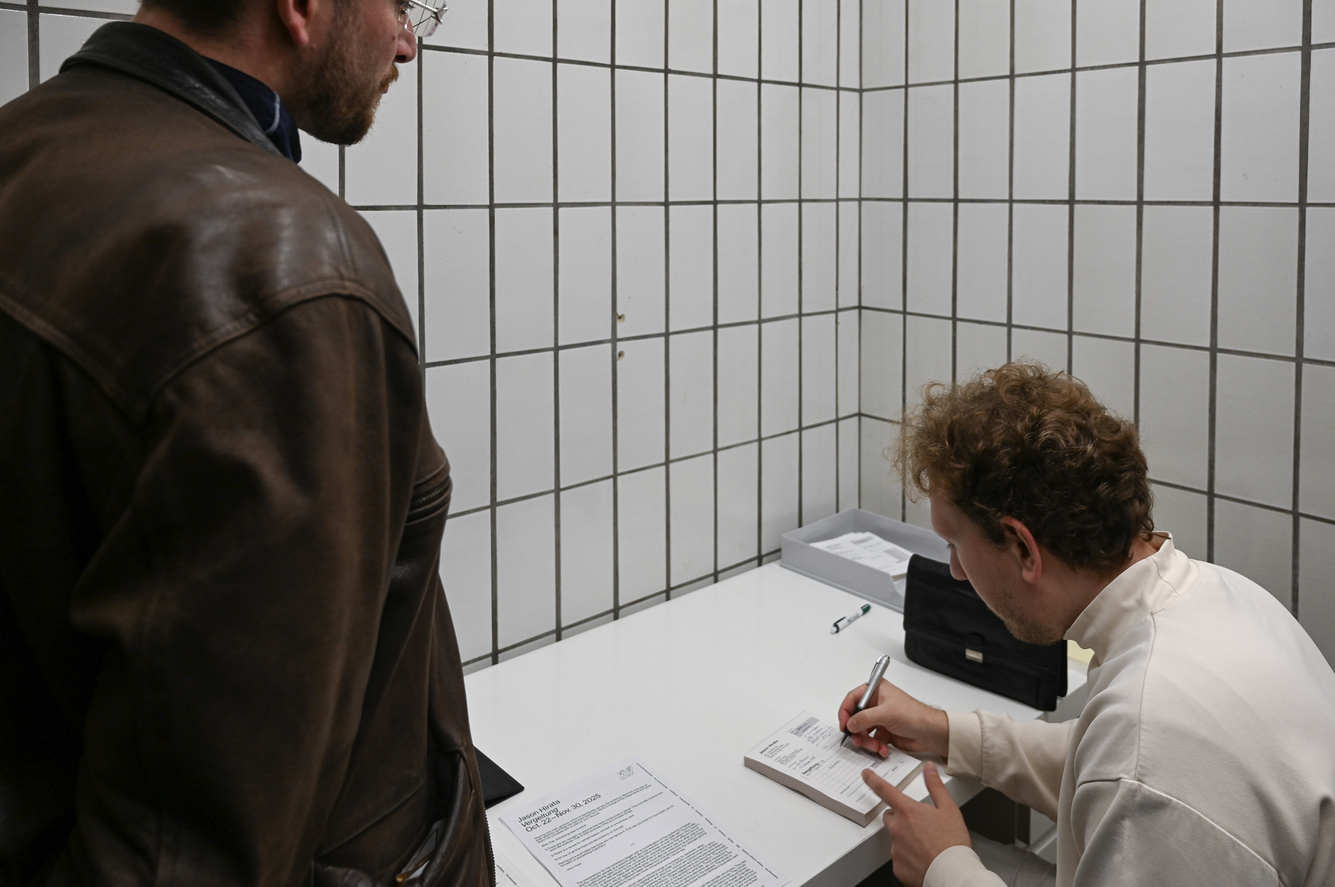 Jason Hirata, "Vergeltungs-Rechnung (reverse invoice)," 2025, Jason Hirata, "Vergeltung" at Kaiserwache, Freiburg im Breisgau, 2025. Courtesy: the Artist and Kaiserwache. Photo: Christina Sperling