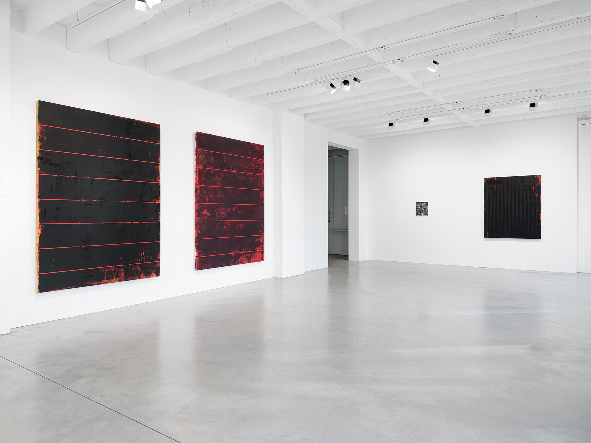 Ann Edholm, "Voices / Röster“, Galerie Nordenhake Berlin 2025. Copyright the artist, courtesy of the artist and Galerie Nordenhake Berlin, Stockholm, Mexico City. Photo by Gerhard Kassner.