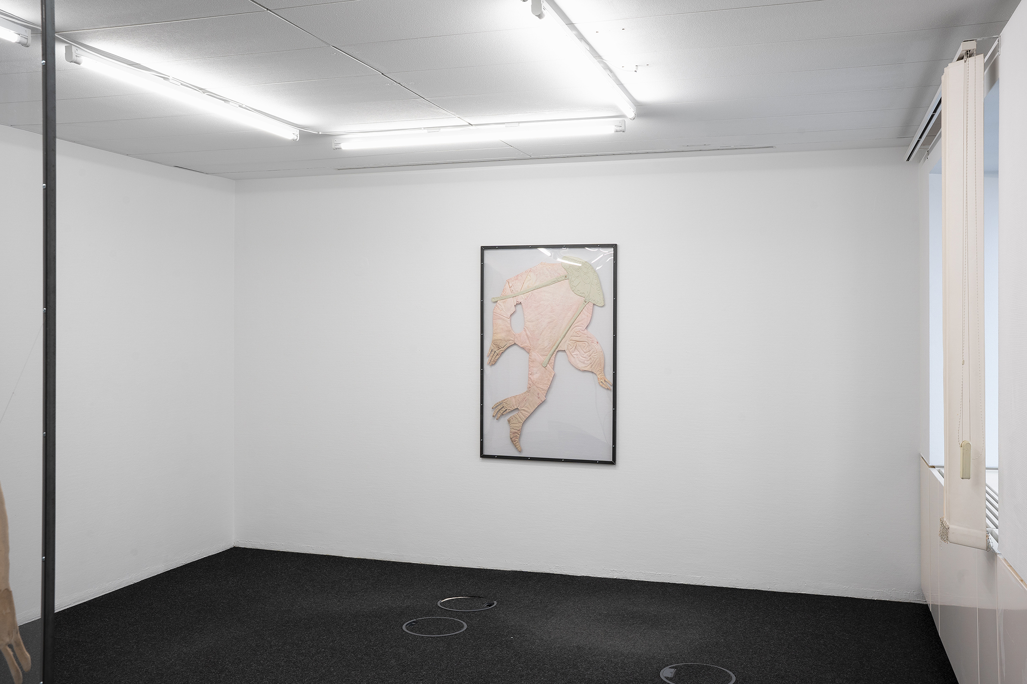 Emmélie Lempert, dear empty apex, installation view, GOODBANK, Frankfurt am Main 2025. Courtesy of Emmélie Lempert and POVcontemporary