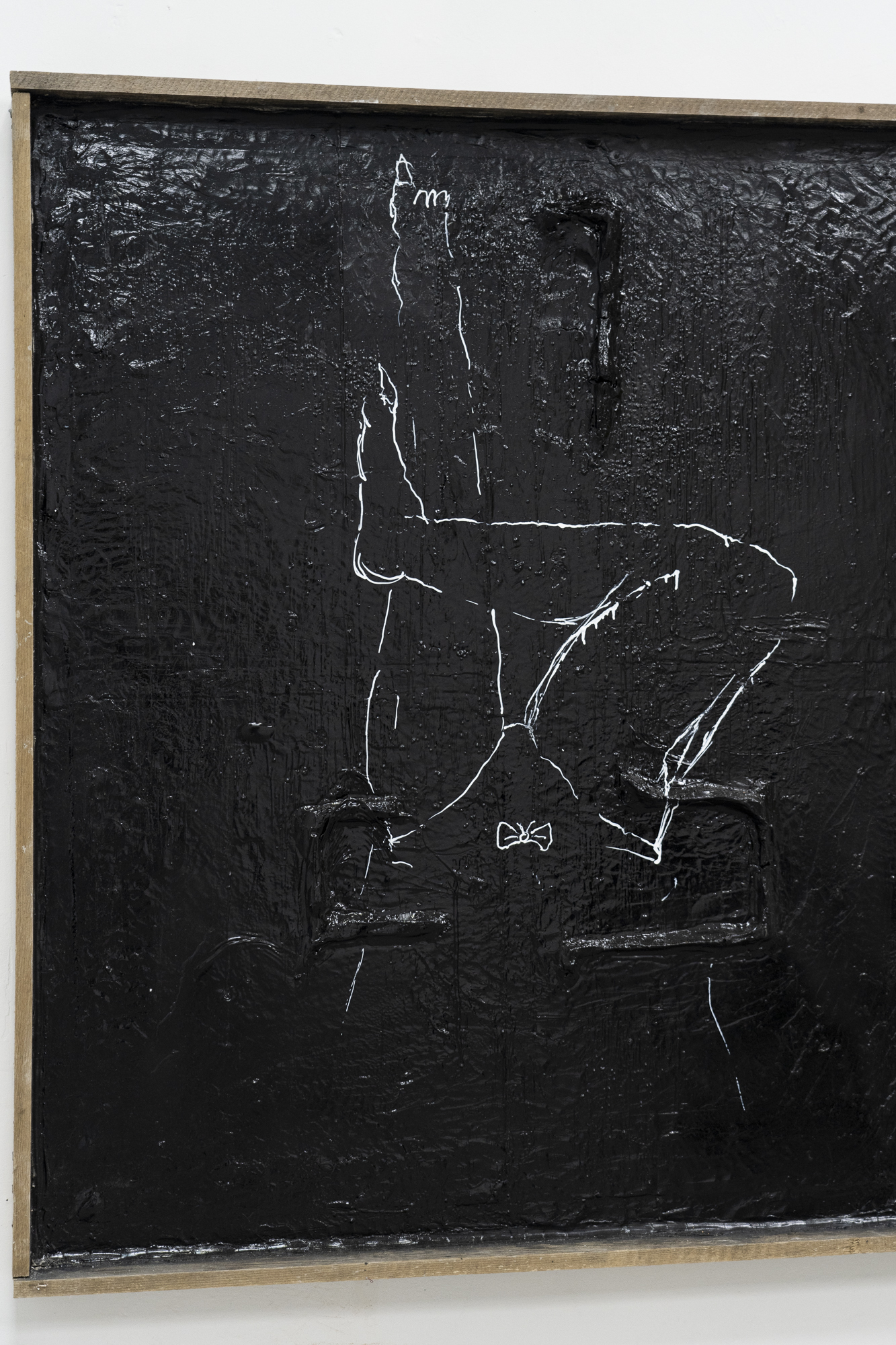 Mikołaj Sobotka, I sacrificed myself for tiny skirts and smelly pants, clay, paint, 245x145 cm, 2024, photo Michał Maliński