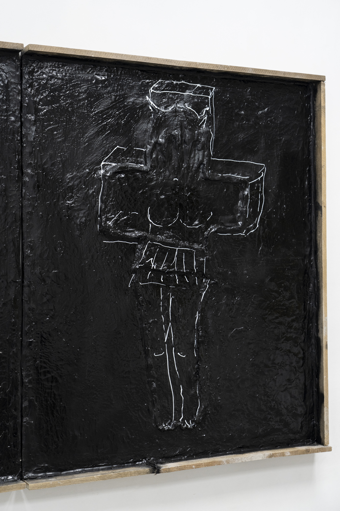 Mikołaj Sobotka, I sacrificed myself for tiny skirts and smelly pants, clay, paint, 245x145 cm, 2024, photo Michał Maliński