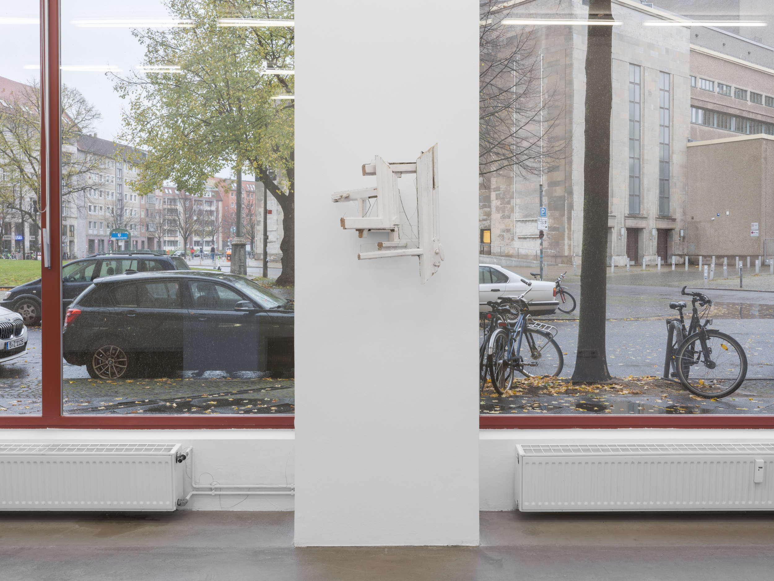 Vincent Scheers, This and Thatness, 2025, Installation view