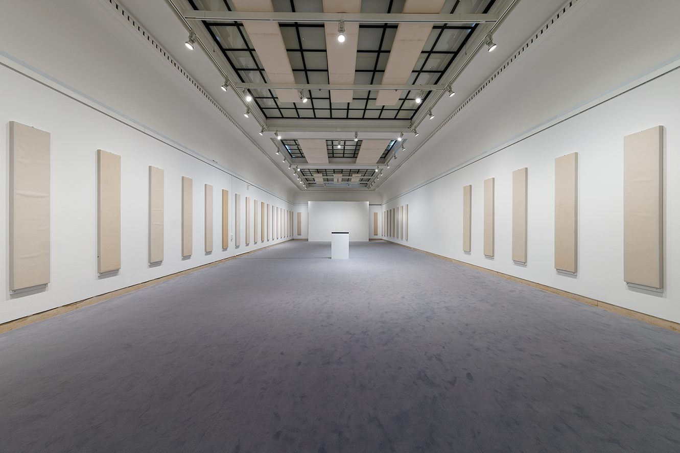 Wisrah C. V. da R. Celestino "Deals" at Haus der Kunst, Munich, Germany