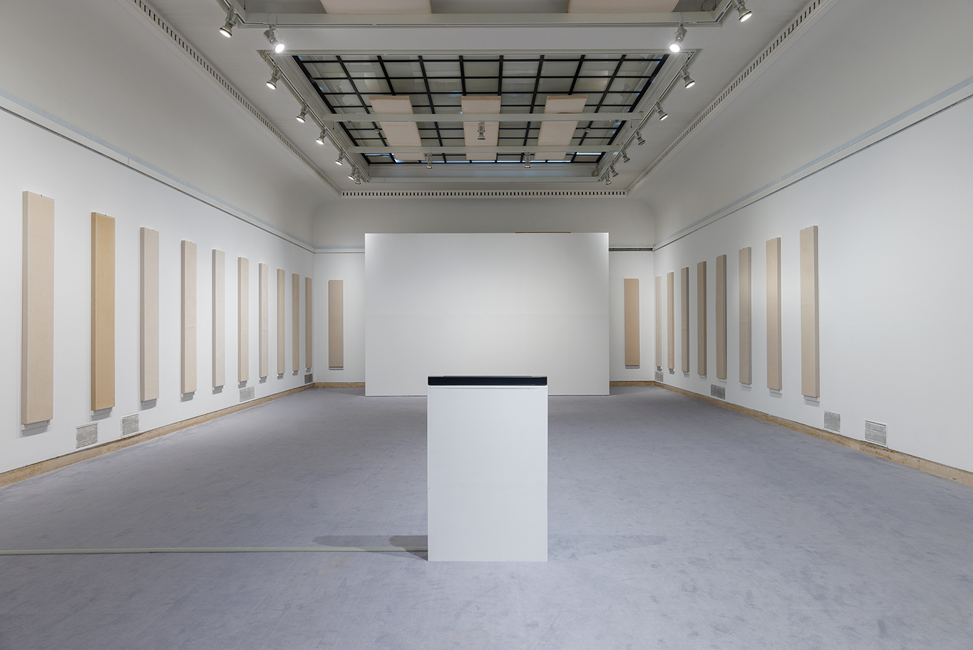 Wisrah C. V. da R. Celestino "Deals" at Haus der Kunst, Munich, Germany