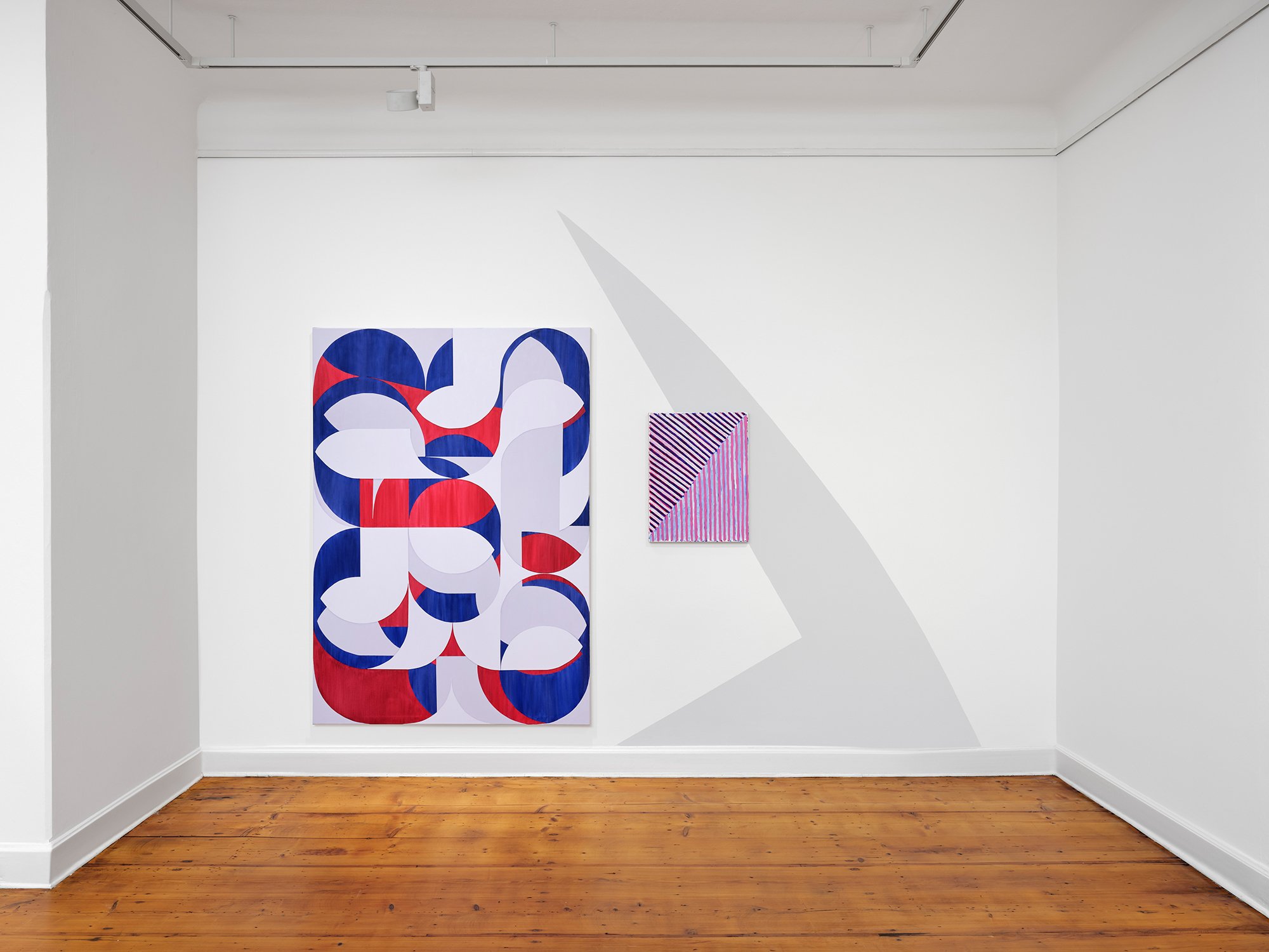 Room 8, Nina Maria Küchler, Drift IV, acrylic and oil on canvas, 2025 / Caroline Streck, Insta Coma, acrylic on canvas, 2021