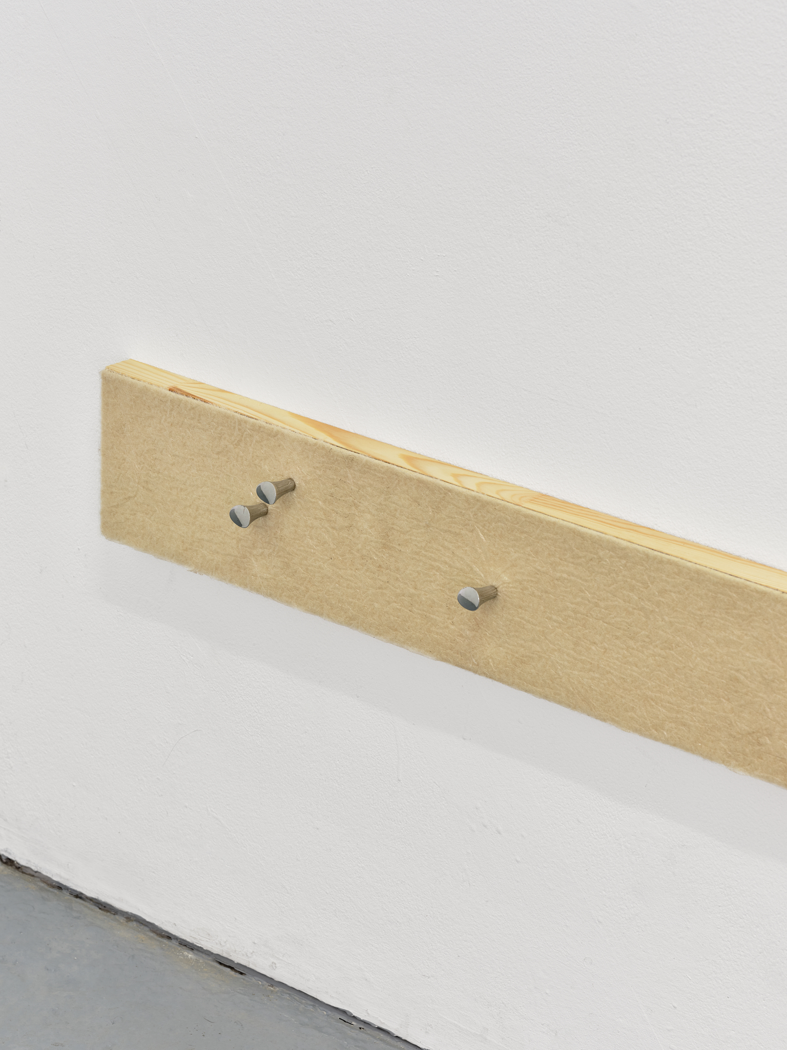 Cake Toppers. Audrey Prédhumeau (détail), Sans titre (tiroir), 2025.